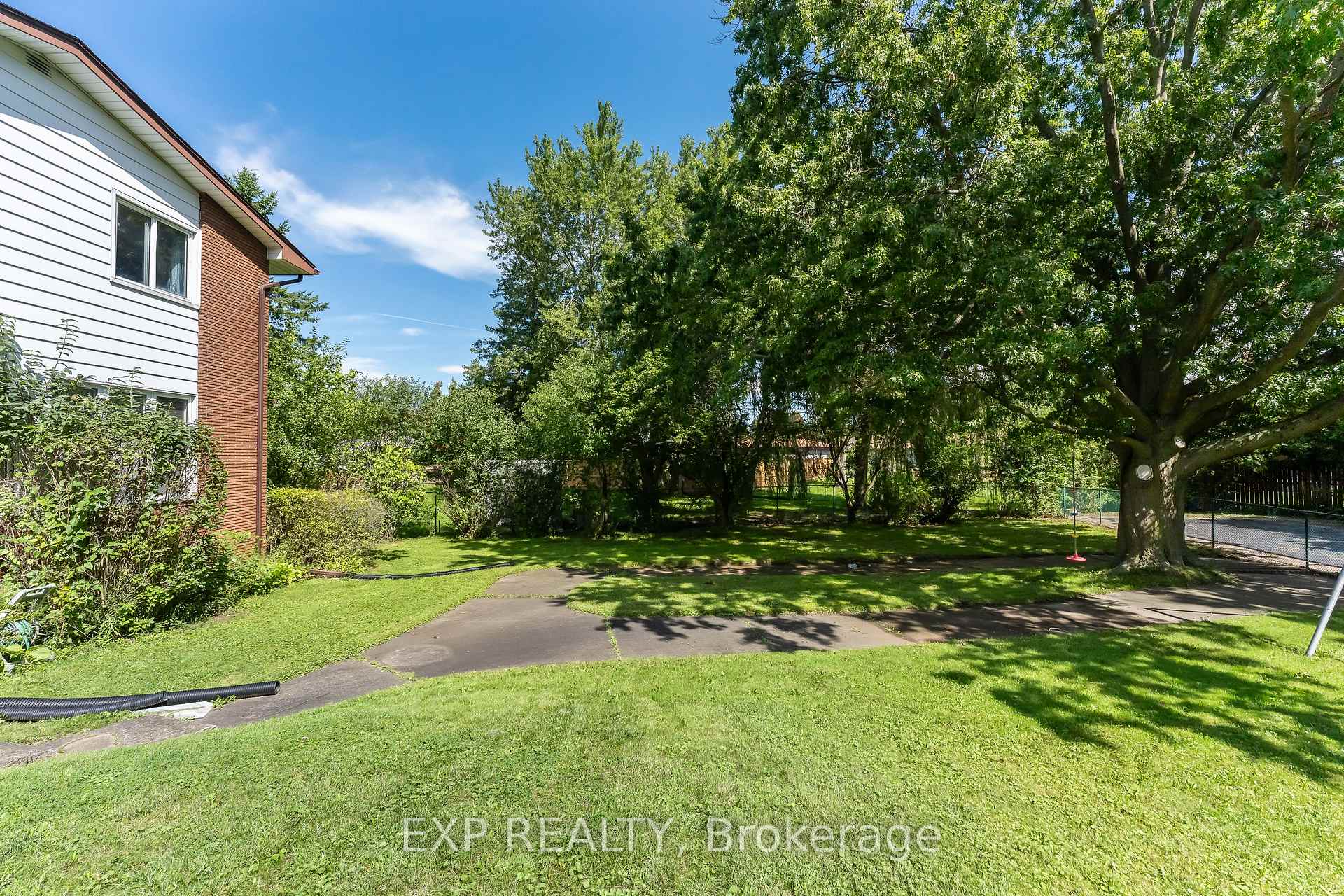 Photo 44 of 3546 Eton Crescent, Niagara Falls, Casey — HOMEH