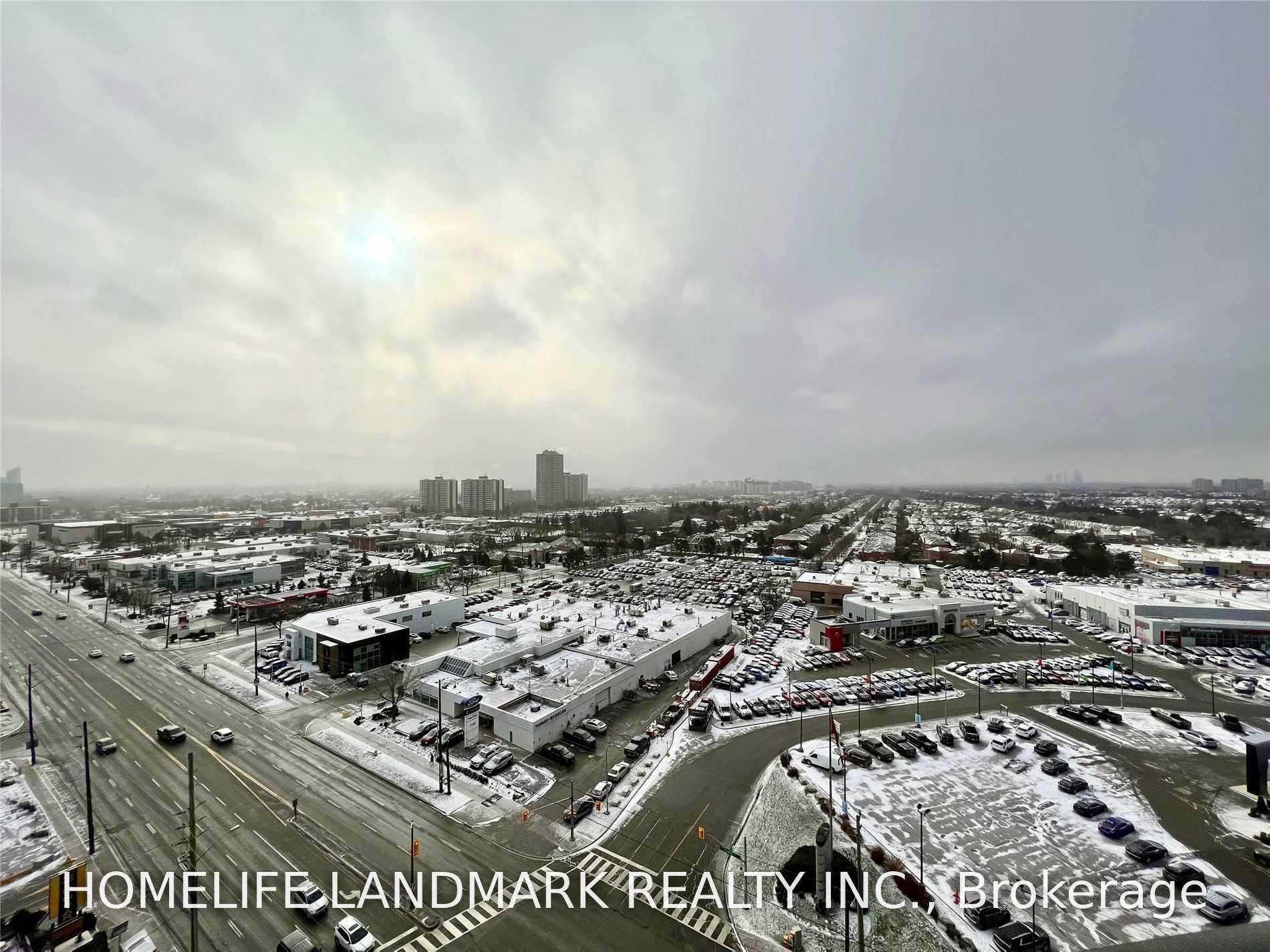 Photo 4 of Unit 1425, 7161 Yonge Street, Markham, Grandview — HOMEH