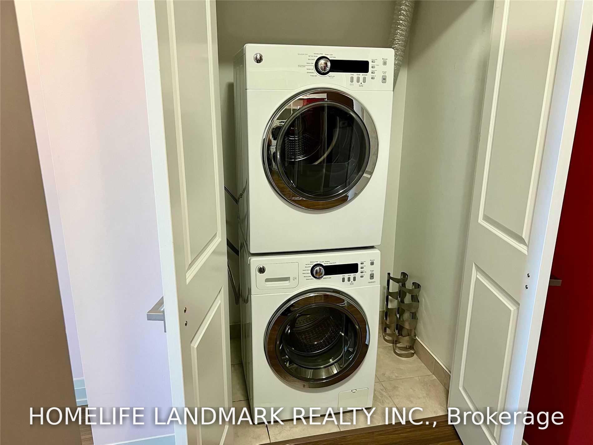 Photo 12 of Unit 1425, 7161 Yonge Street, Markham, Grandview — HOMEH