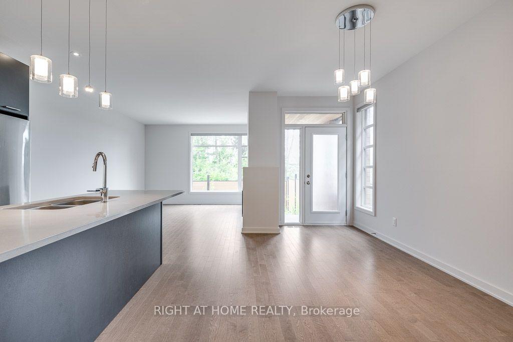 Photo 12 of 1030 Eider Street, Ottawa, Riverside South/Gloucester Glen — HOMEH