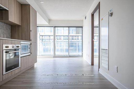 Photo 8 of Unit 1016, 17 Bathurst Street, Toronto, Waterfront Communities — HOMEH