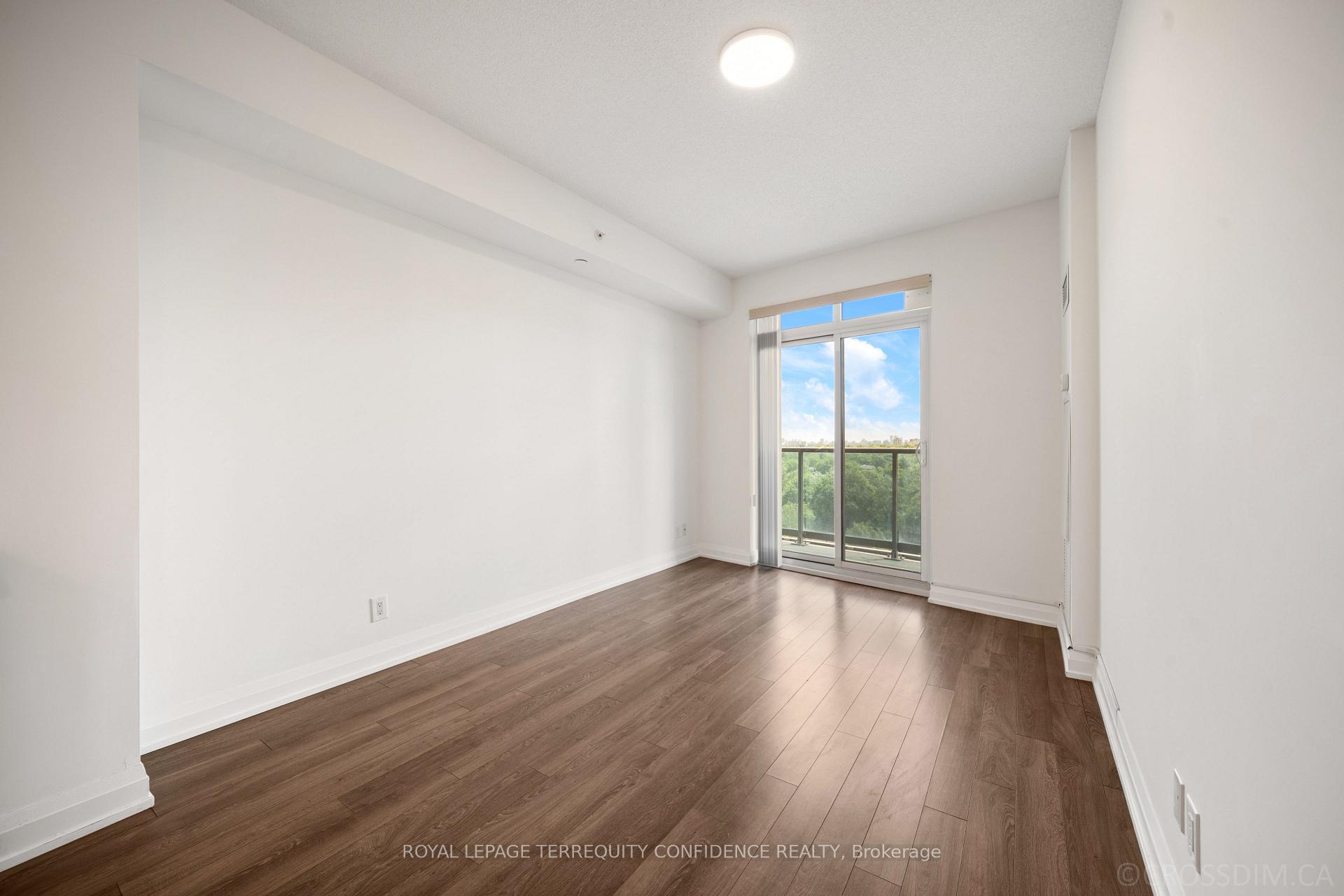 Photo 9 of Unit 727, 7161 Yonge Street, Markham, Grandview — HOMEH