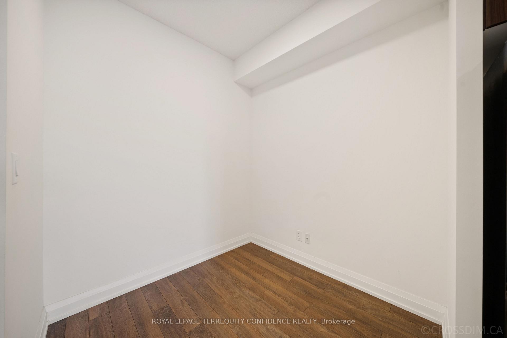 Photo 14 of Unit 727, 7161 Yonge Street, Markham, Grandview — HOMEH