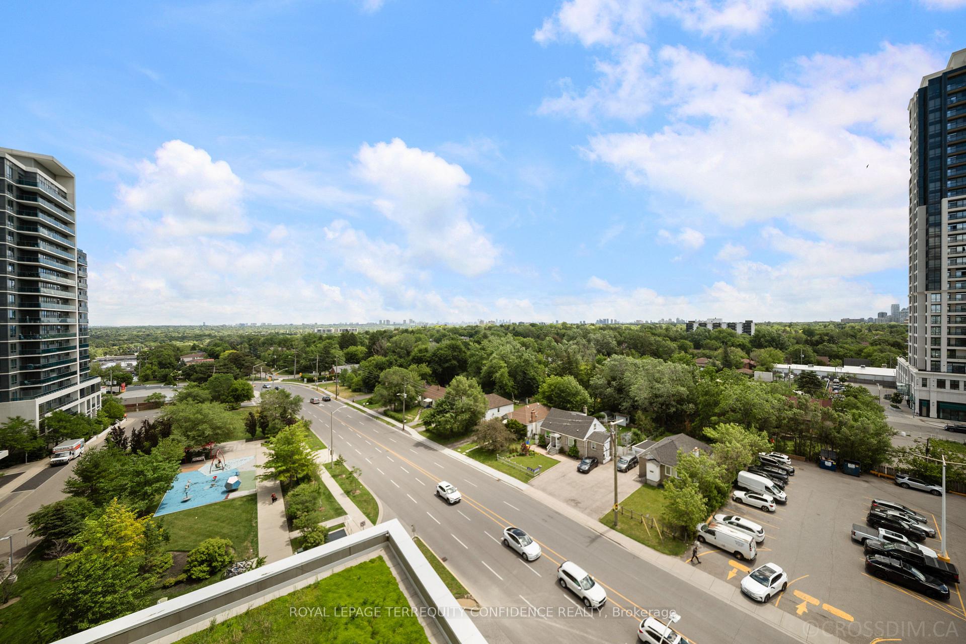 Photo 17 of Unit 727, 7161 Yonge Street, Markham, Grandview — HOMEH