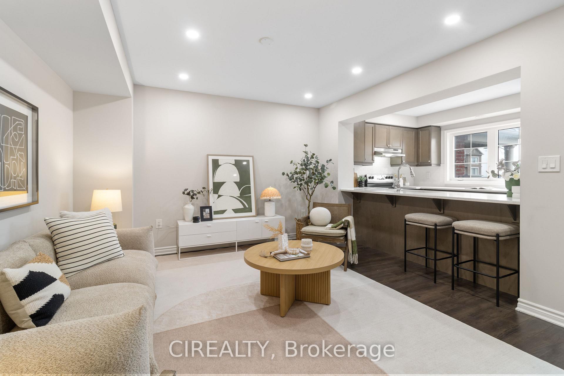 Photo 2 of 48 Casely Avenue, Richmond Hill, Rural Richmond Hill — HOMEH