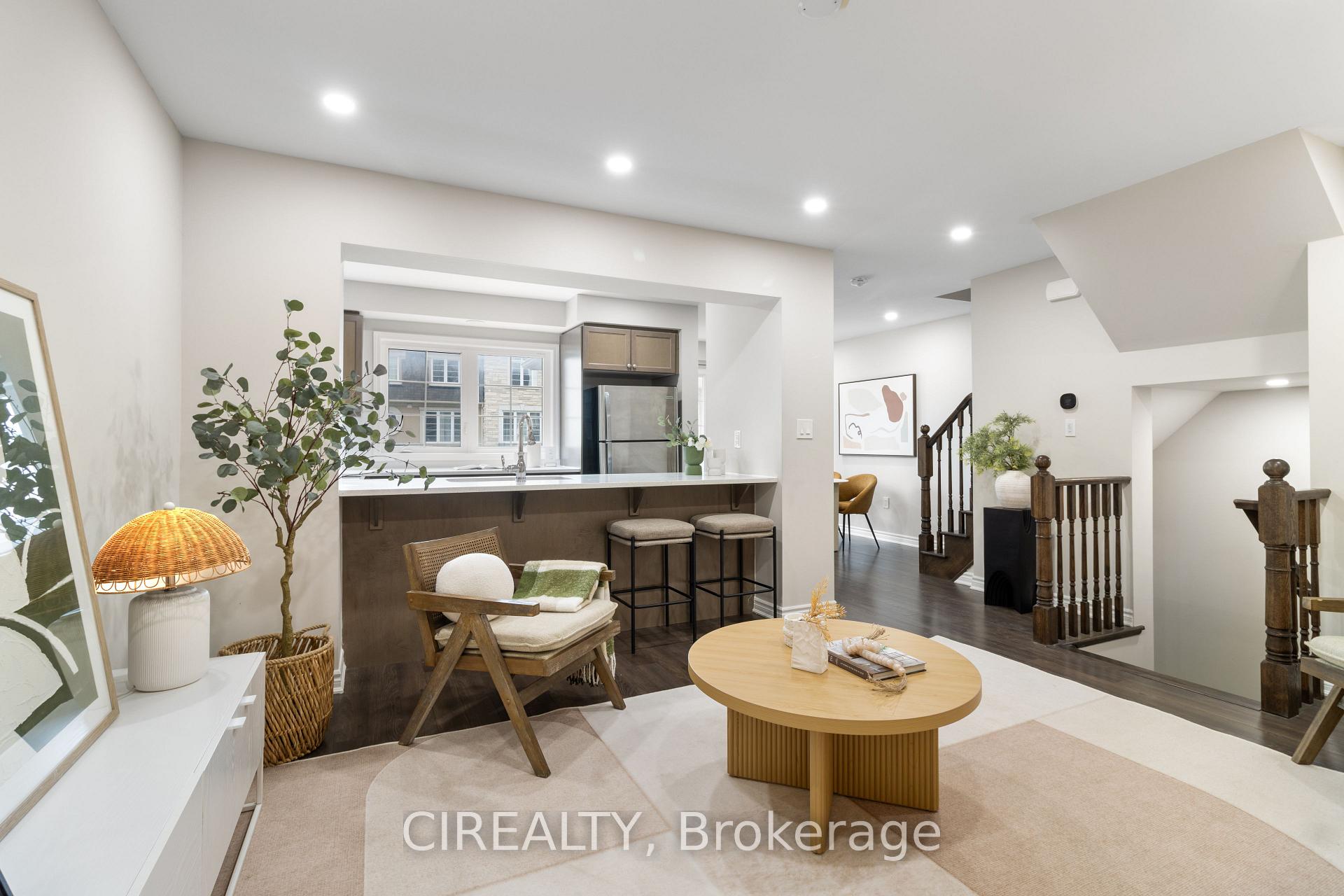 Photo 3 of 48 Casely Avenue, Richmond Hill, Rural Richmond Hill — HOMEH