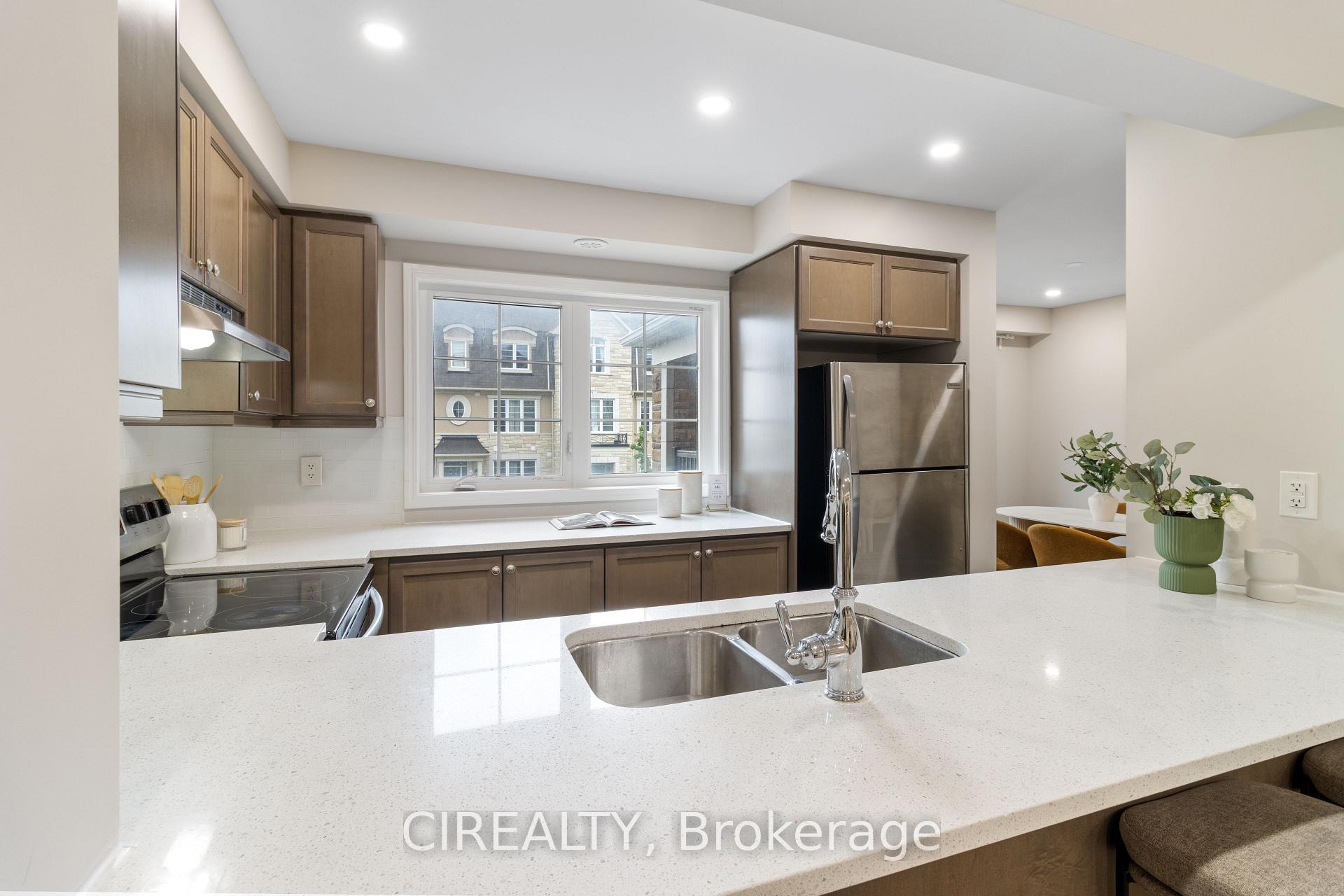 Photo 9 of 48 Casely Avenue, Richmond Hill, Rural Richmond Hill — HOMEH