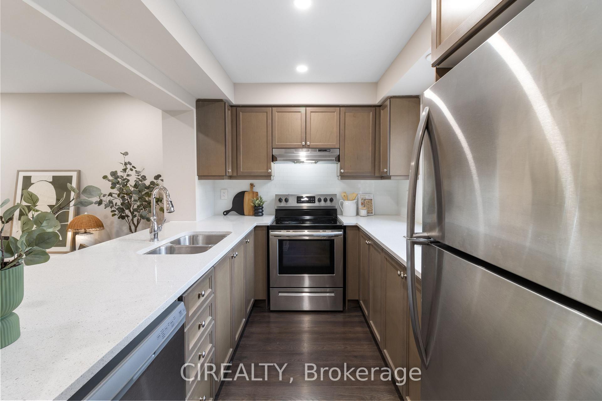 Photo 10 of 48 Casely Avenue, Richmond Hill, Rural Richmond Hill — HOMEH