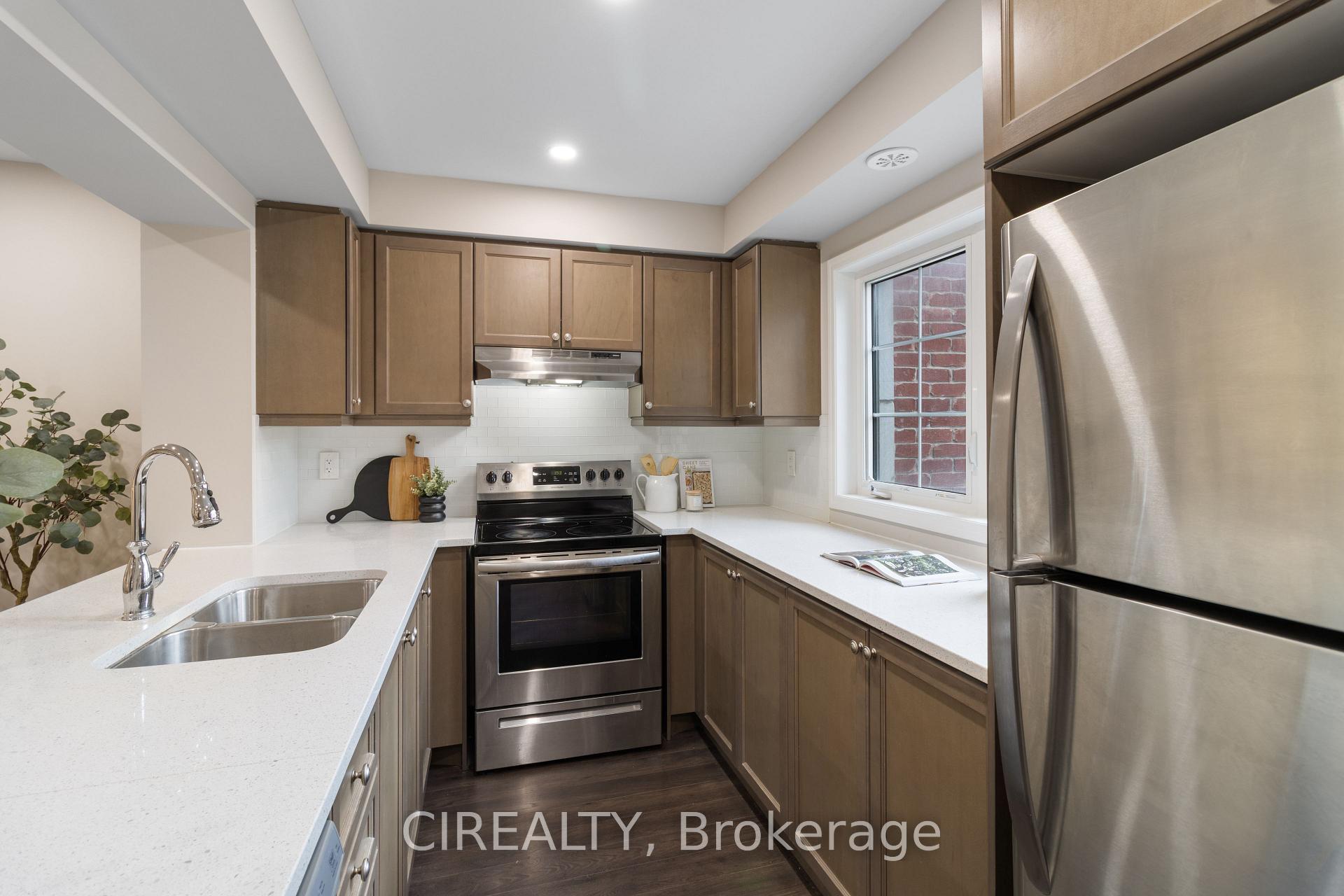 Photo 11 of 48 Casely Avenue, Richmond Hill, Rural Richmond Hill — HOMEH
