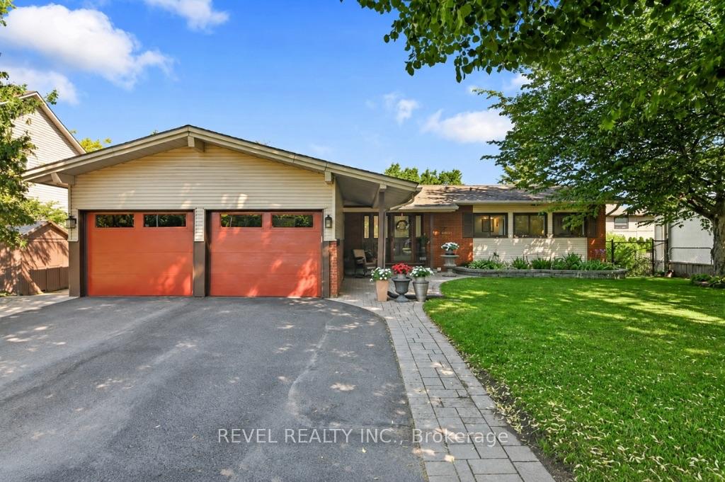 Photo of 2555 Regina Street