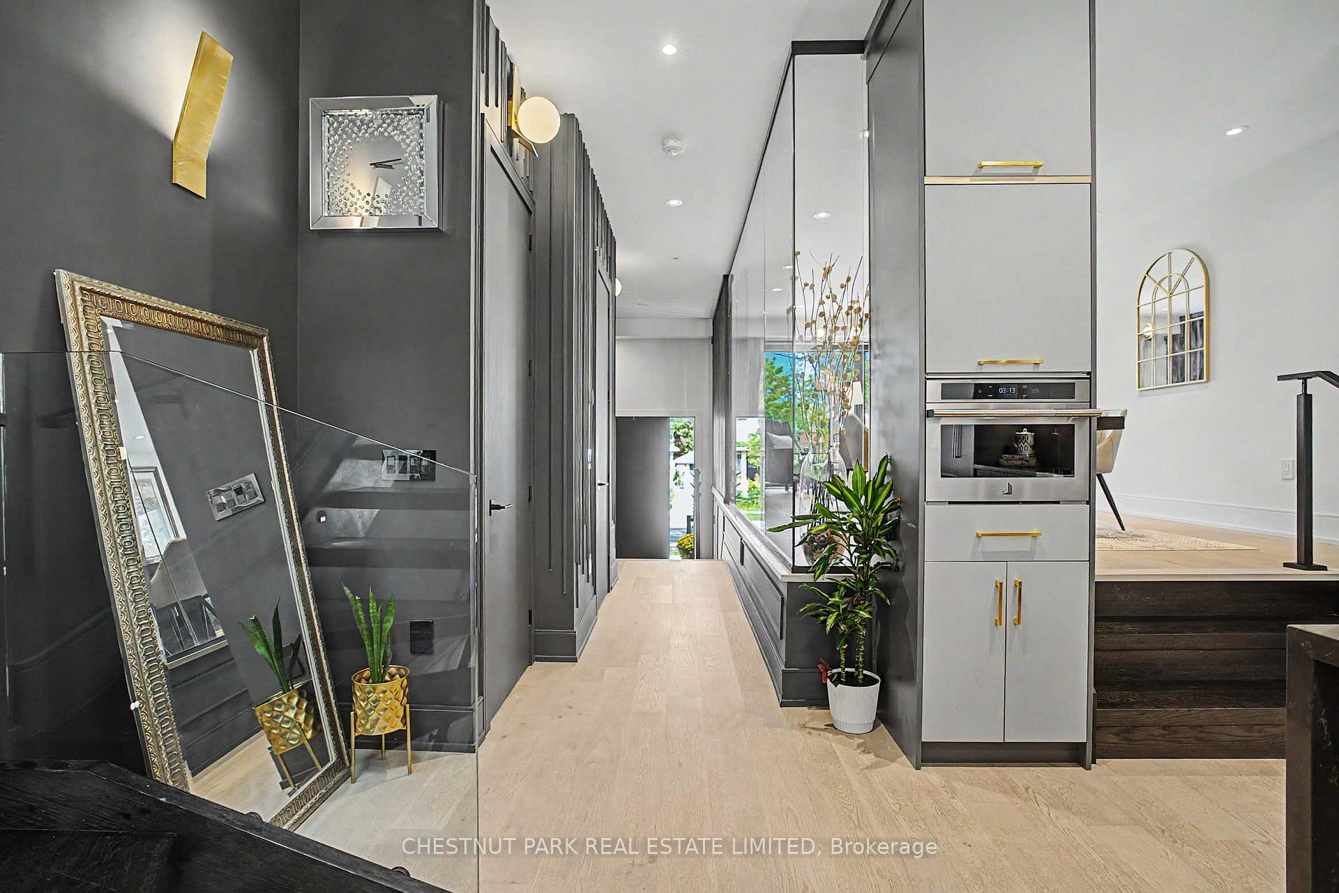 Photo 18 of 150 Sheldon Avenue, Etobicoke, Alderwood — HOMEH