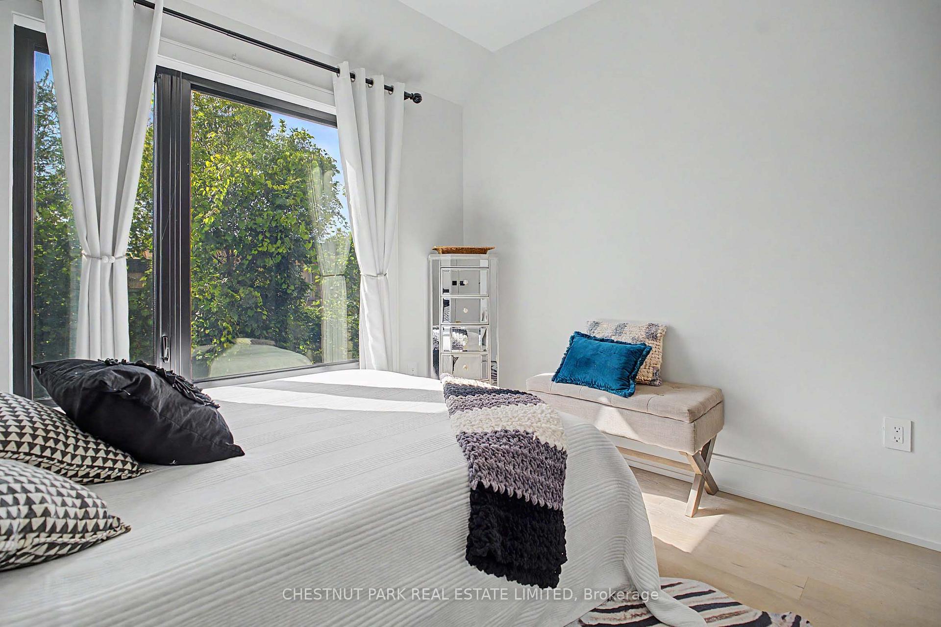 Photo 30 of 150 Sheldon Avenue, Etobicoke, Alderwood — HOMEH