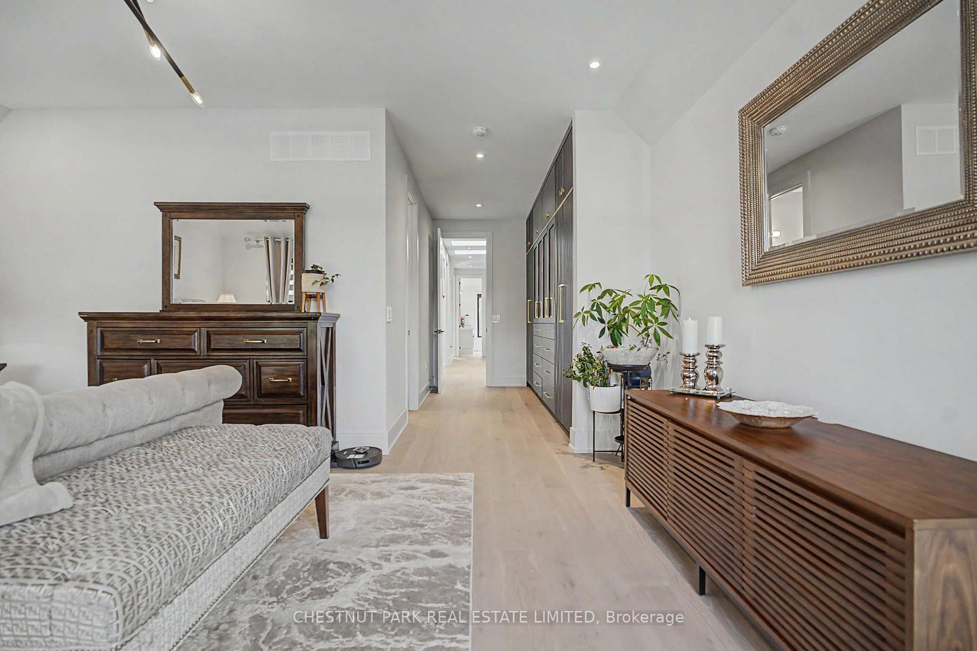 Photo 25 of 150 Sheldon Avenue, Etobicoke, Alderwood — HOMEH