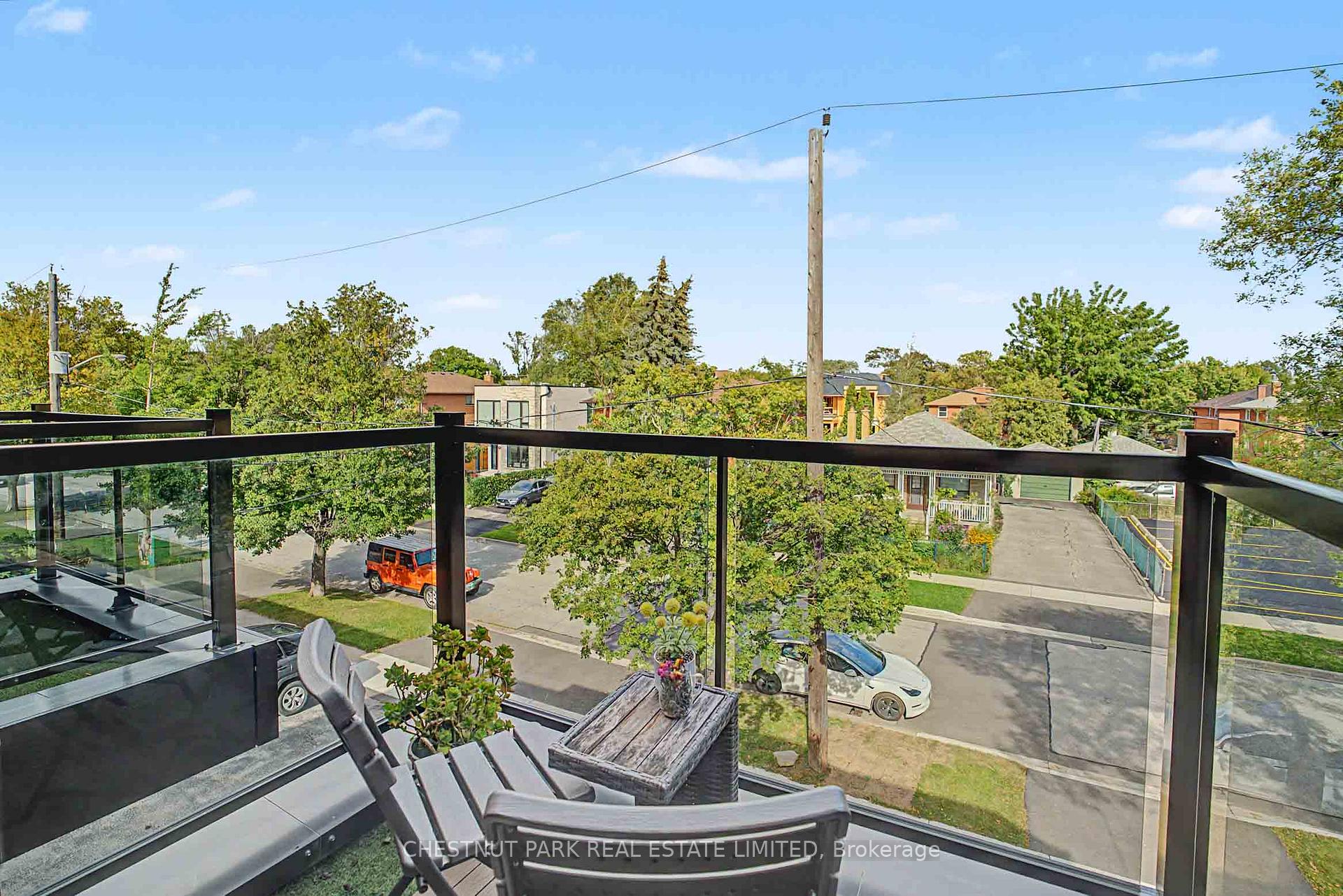 Photo 23 of 150 Sheldon Avenue, Etobicoke, Alderwood — HOMEH
