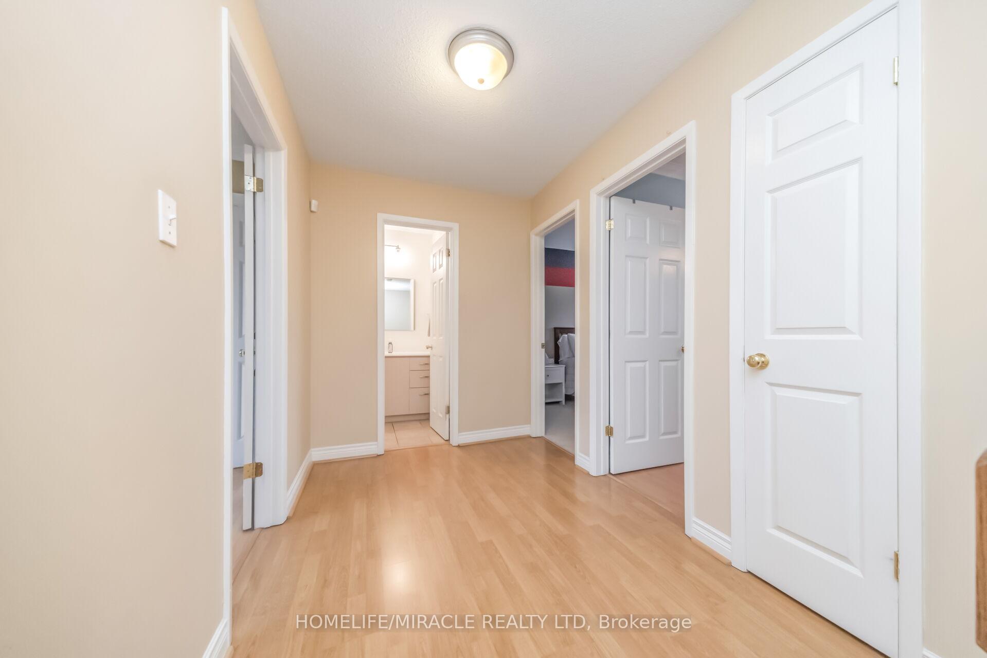 Photo 18 of 37 Blackthorn Lane, Brampton, Brampton North — HOMEH