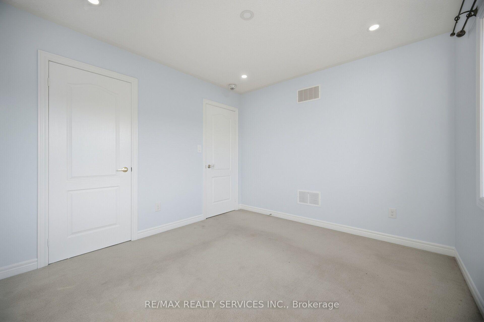 Photo 31 of 279 Remembrance Road, Brampton, Northwest Brampton — HOMEH