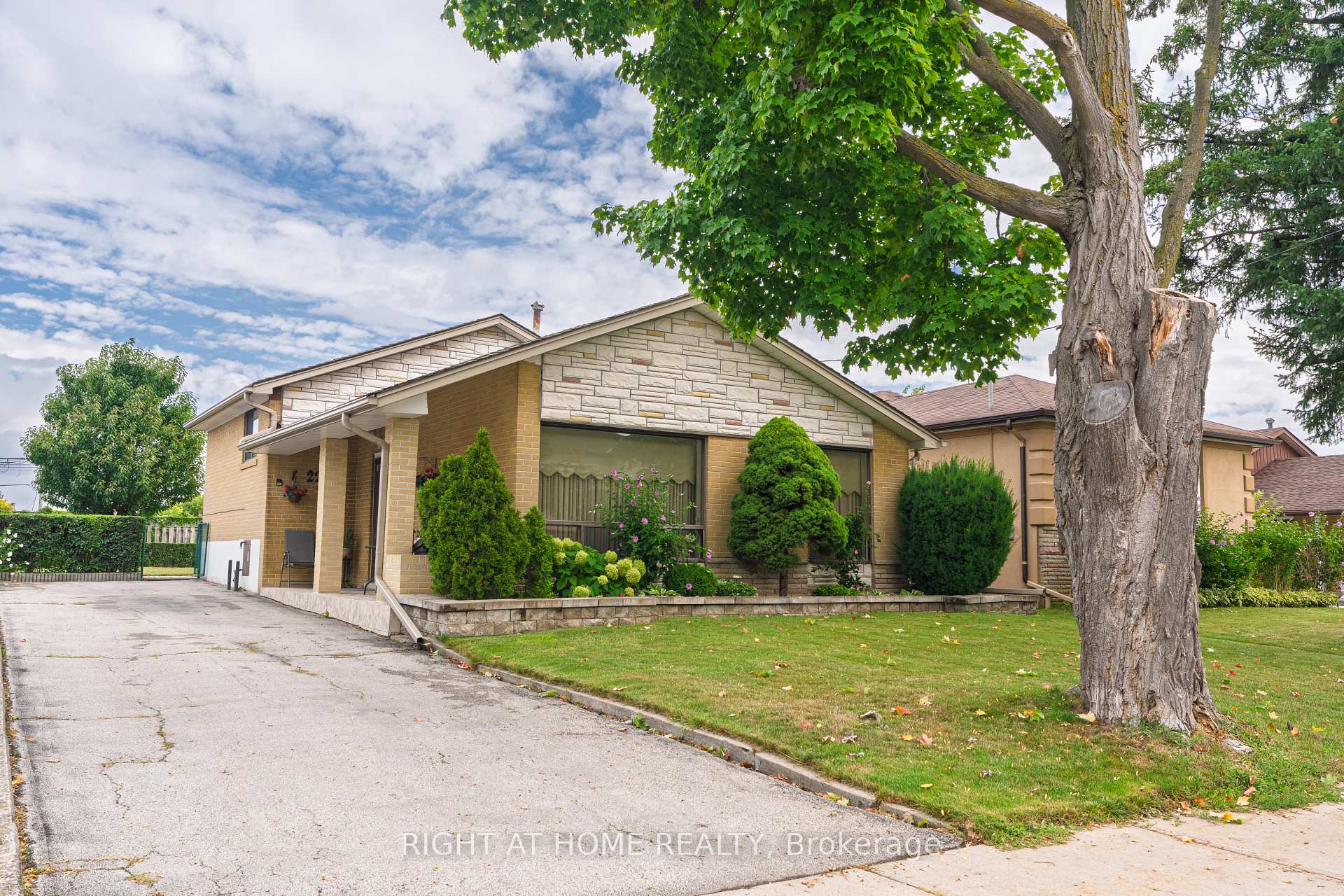 Photo of 22 Monterrey Drive