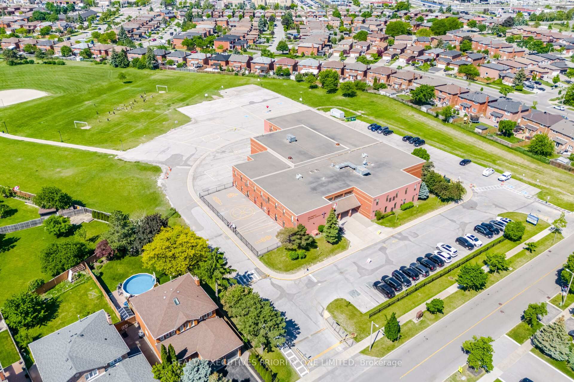 Photo 48 of 139 Jade Crescent, Vaughan, West Woodbridge — HOMEH