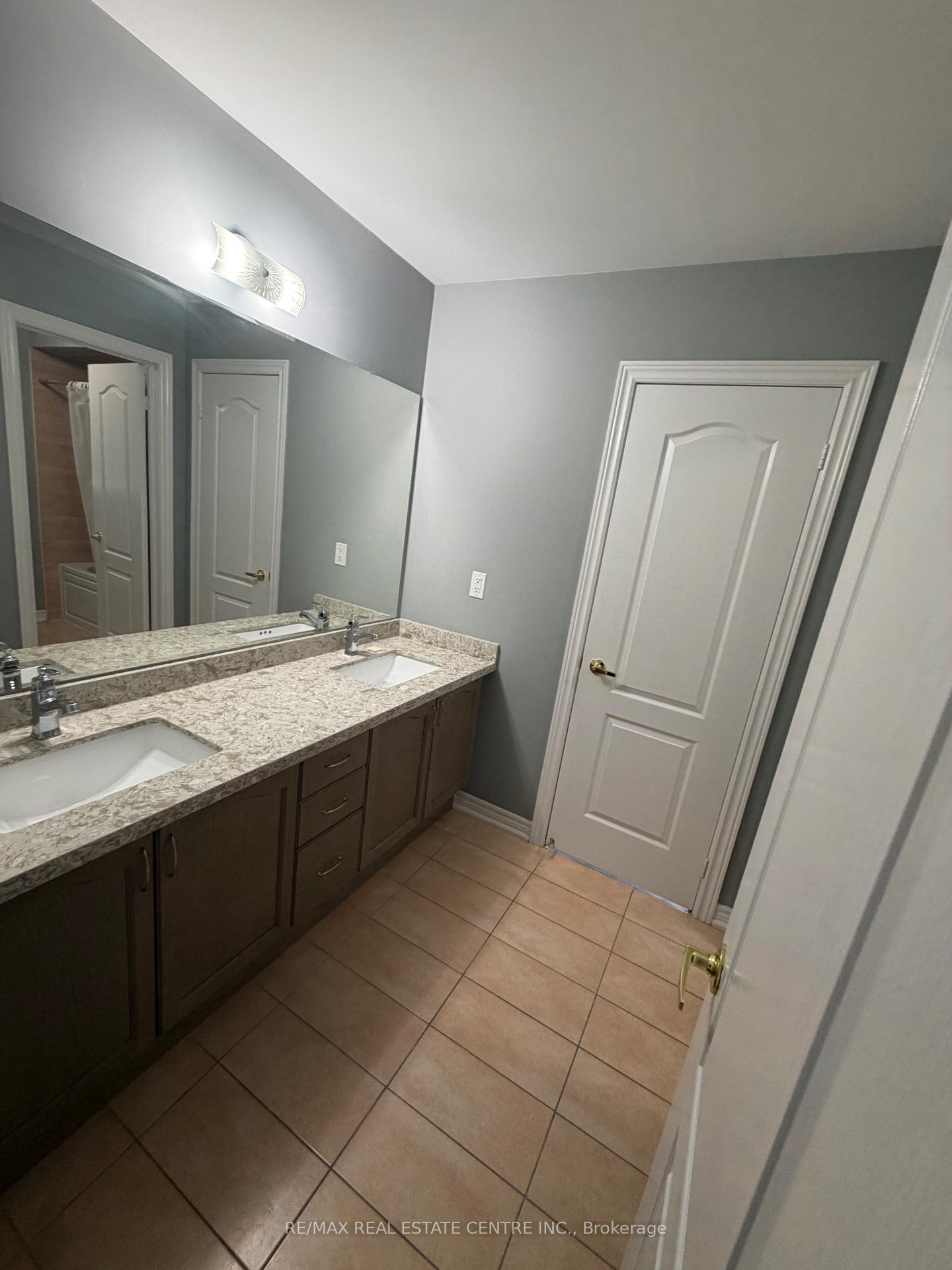 Photo 24 of 79 Templehill Road, Brampton, Sandringham-Wellington — HOMEH