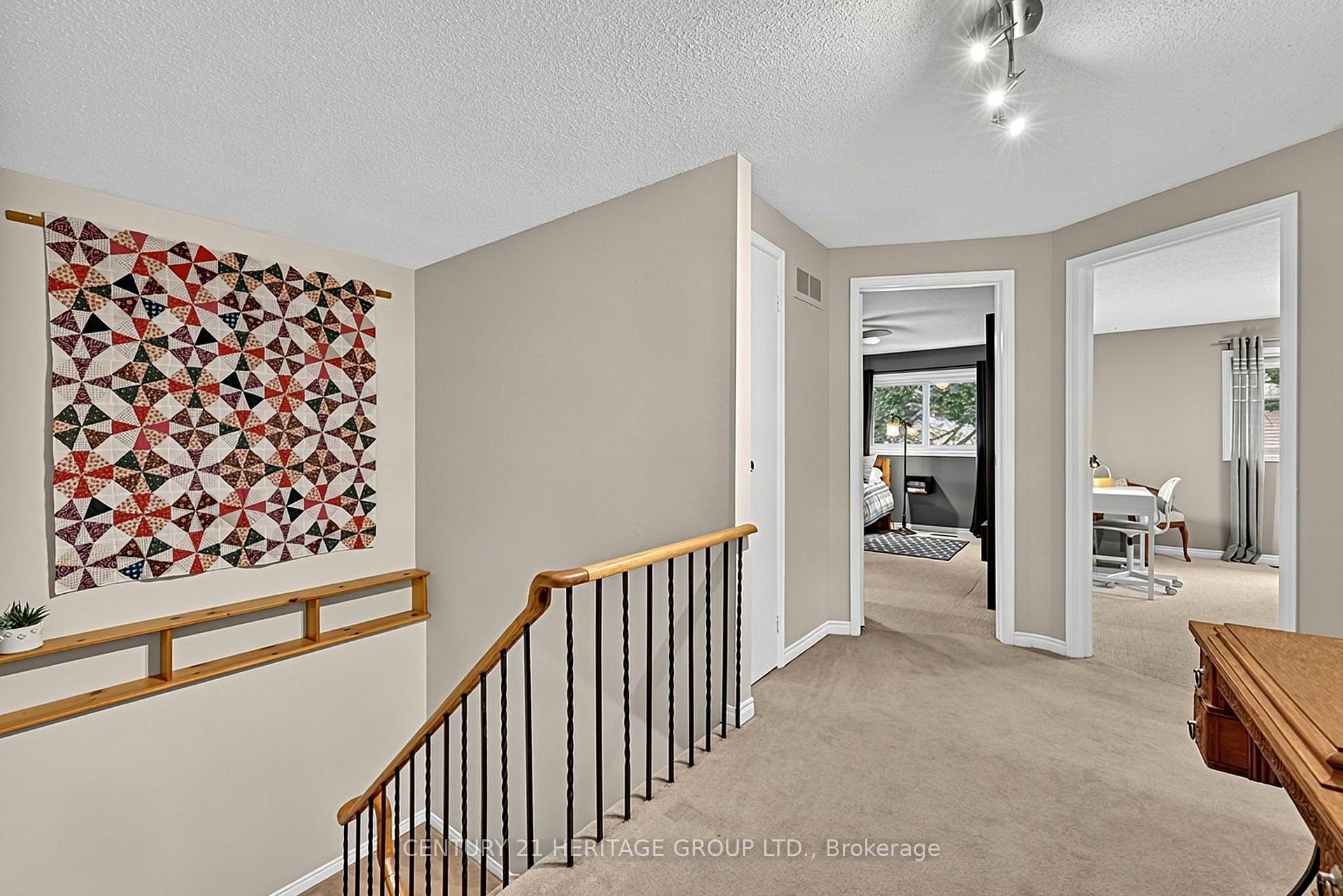 Photo 24 of 11 Bishop Crescent, Markham, Markham Village — HOMEH