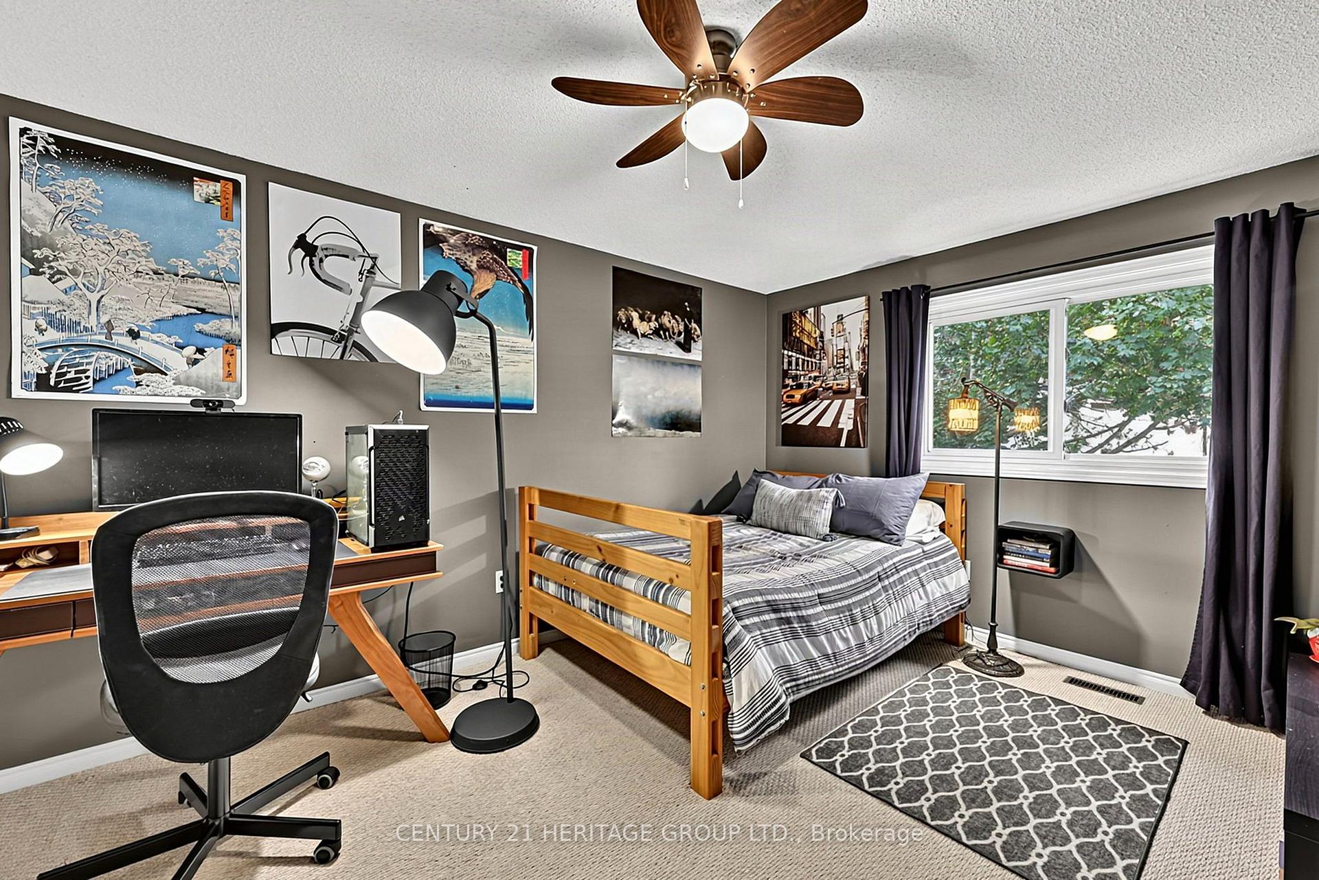 Photo 28 of 11 Bishop Crescent, Markham, Markham Village — HOMEH