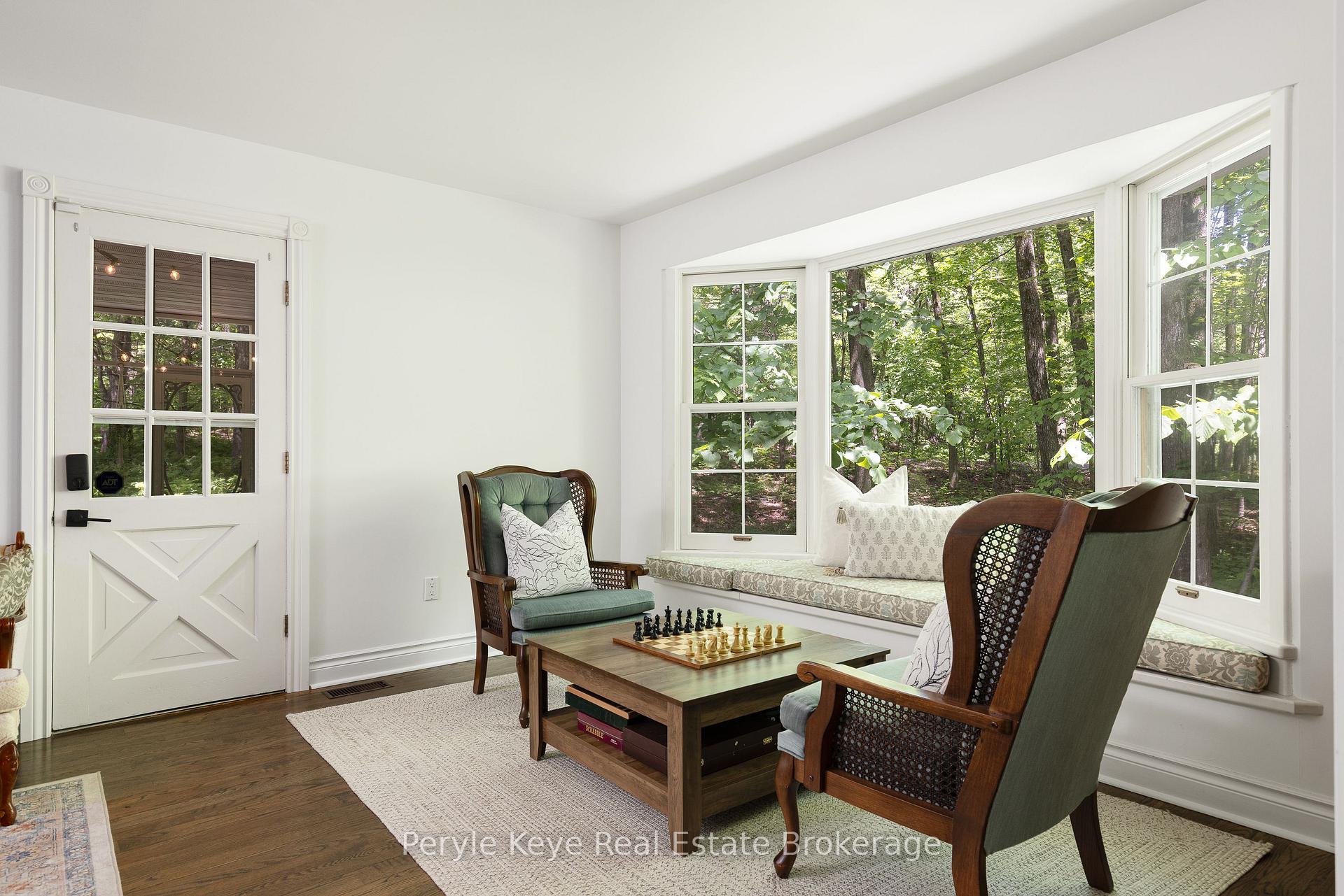 Photo 3 of 74 Woodland Drive, Bracebridge — HOMEH