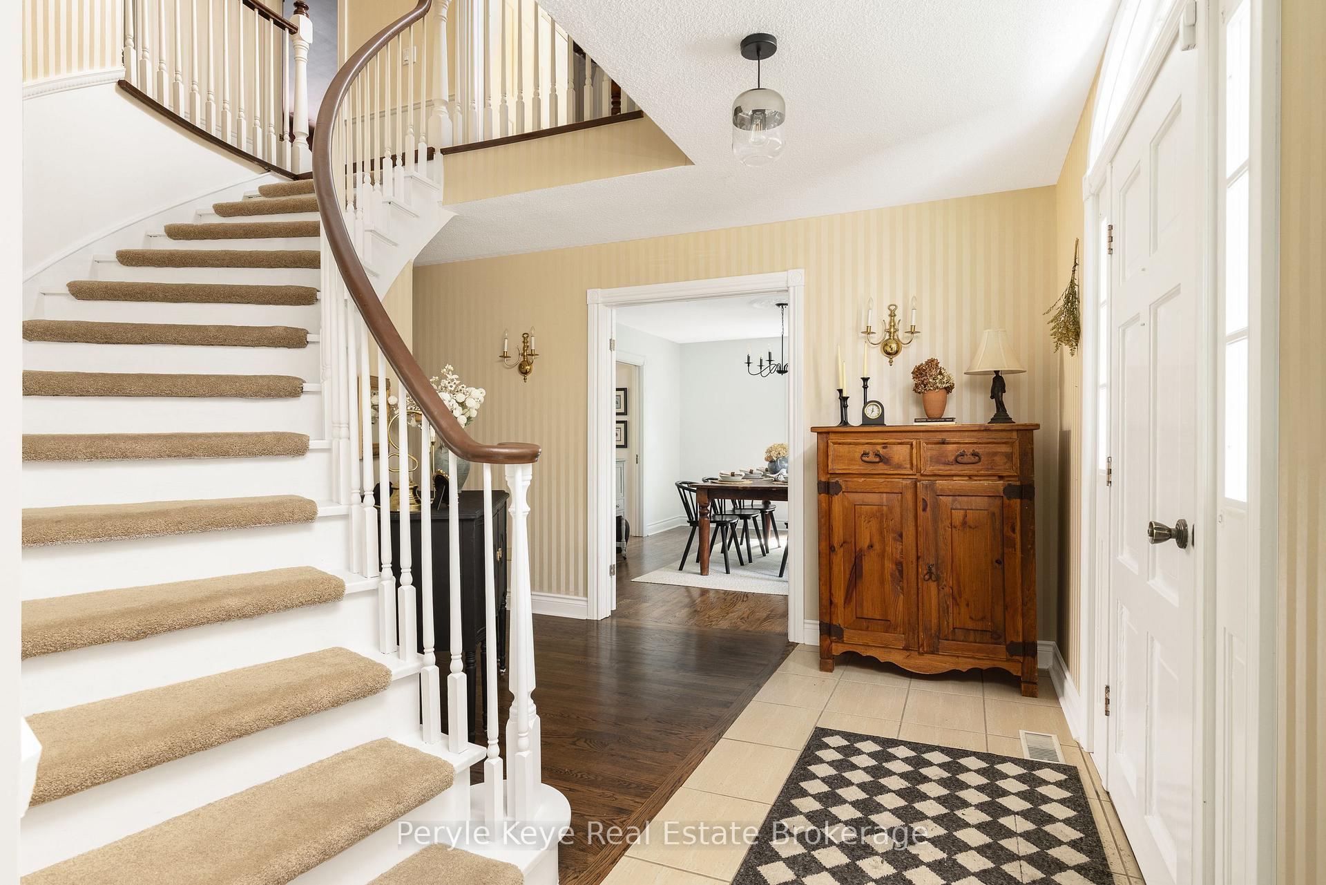 Photo 13 of 74 Woodland Drive, Bracebridge — HOMEH