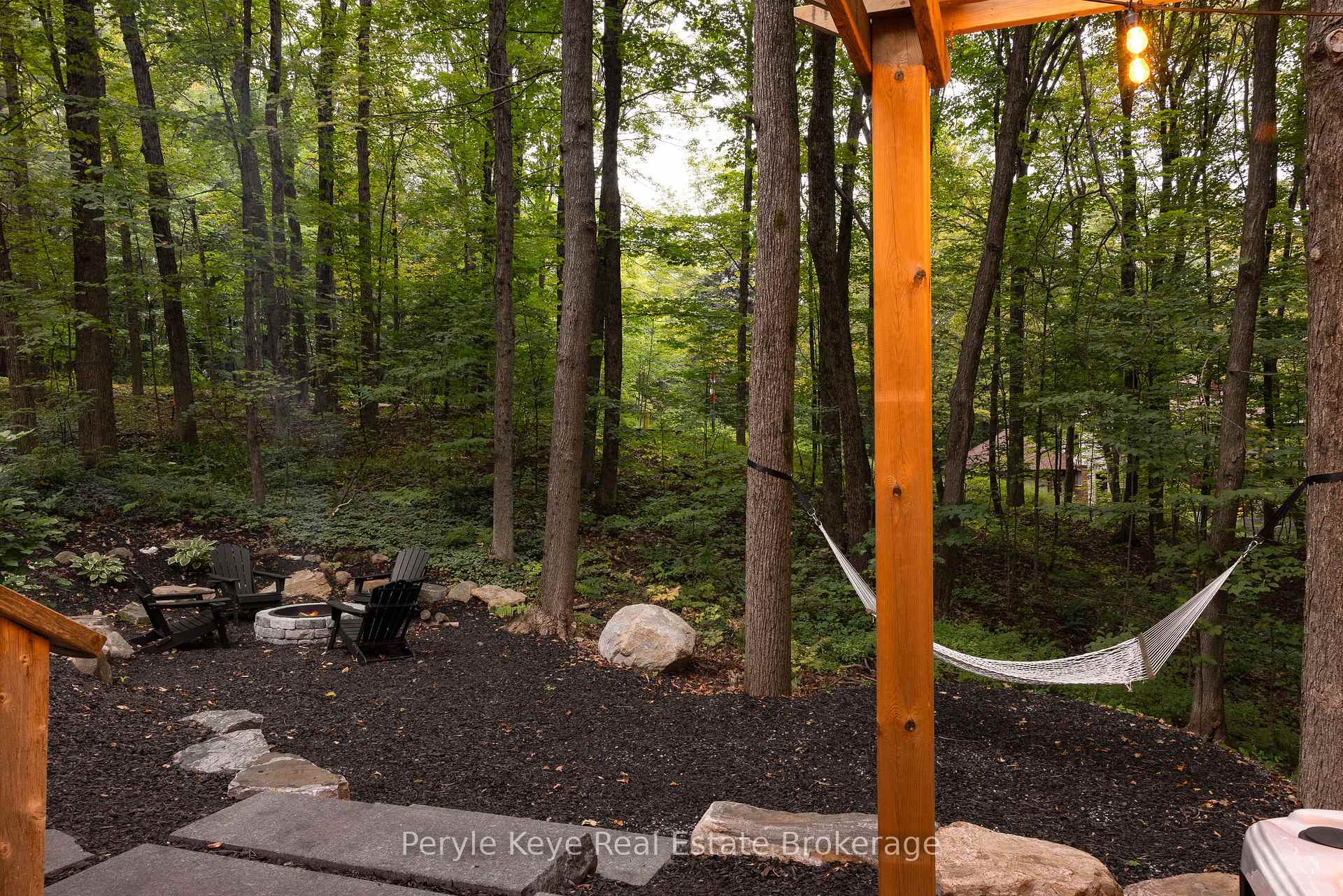 Photo 25 of 74 Woodland Drive, Bracebridge — HOMEH