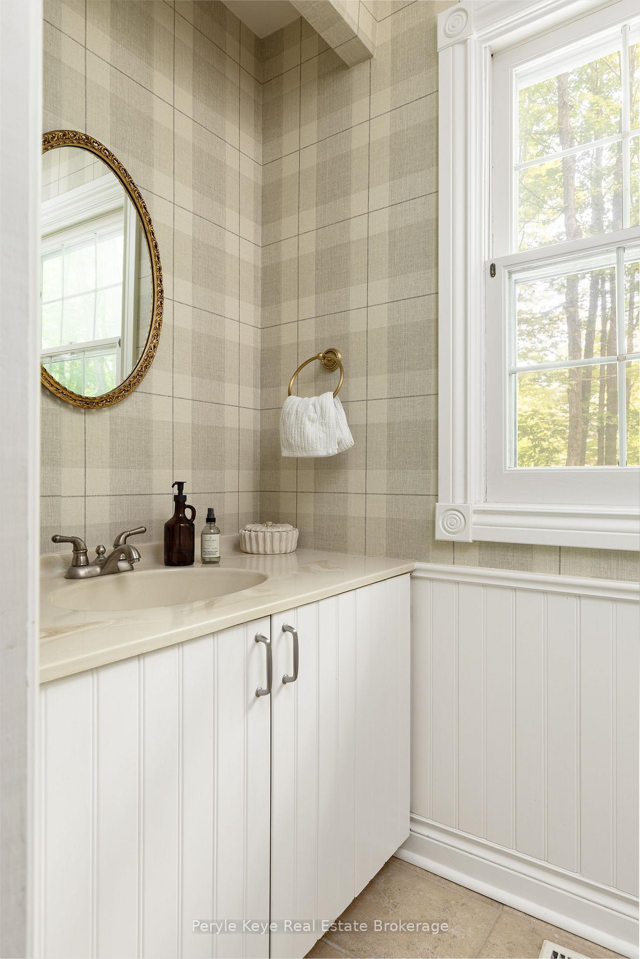 Photo 30 of 74 Woodland Drive, Bracebridge — HOMEH