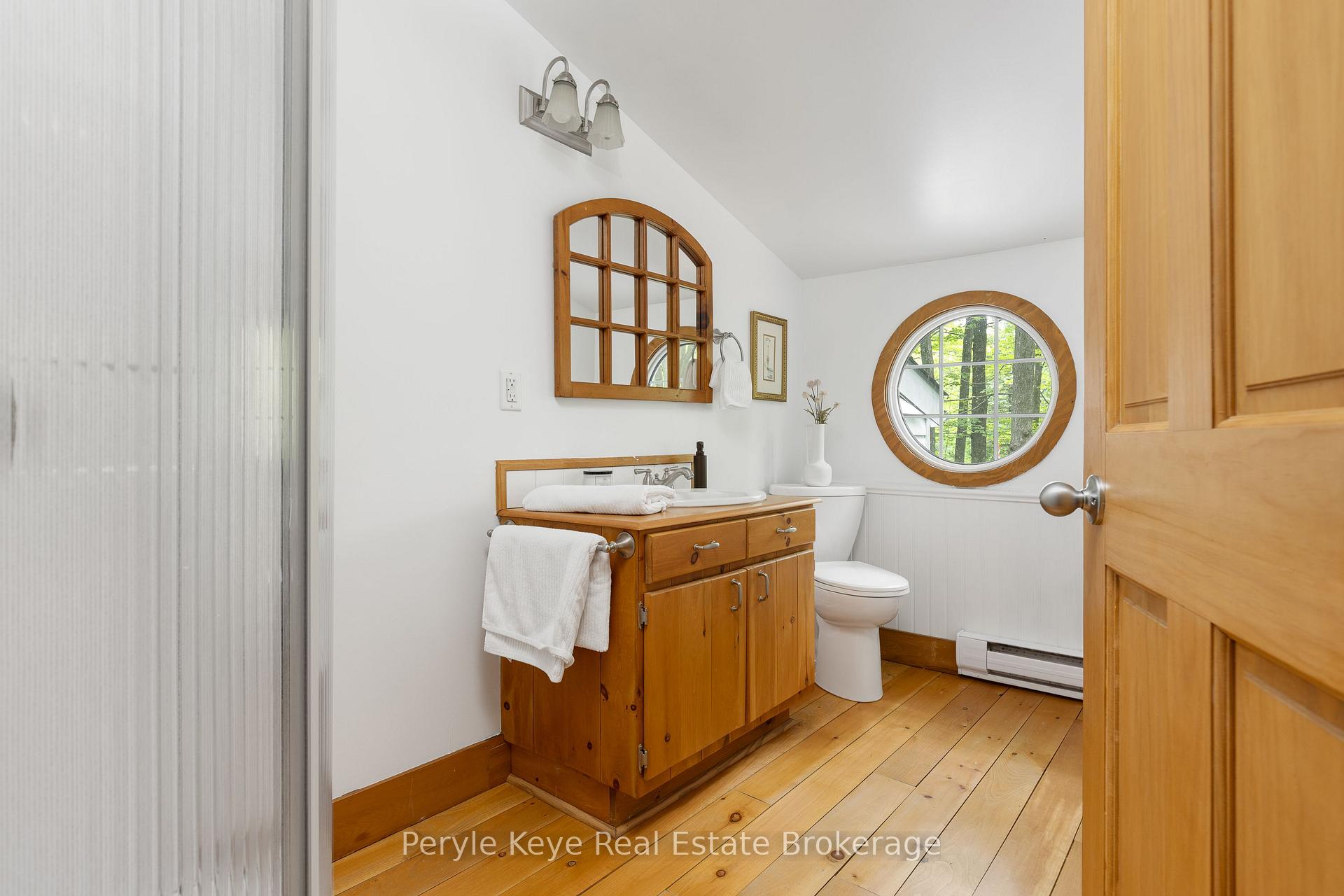 Photo 44 of 74 Woodland Drive, Bracebridge — HOMEH