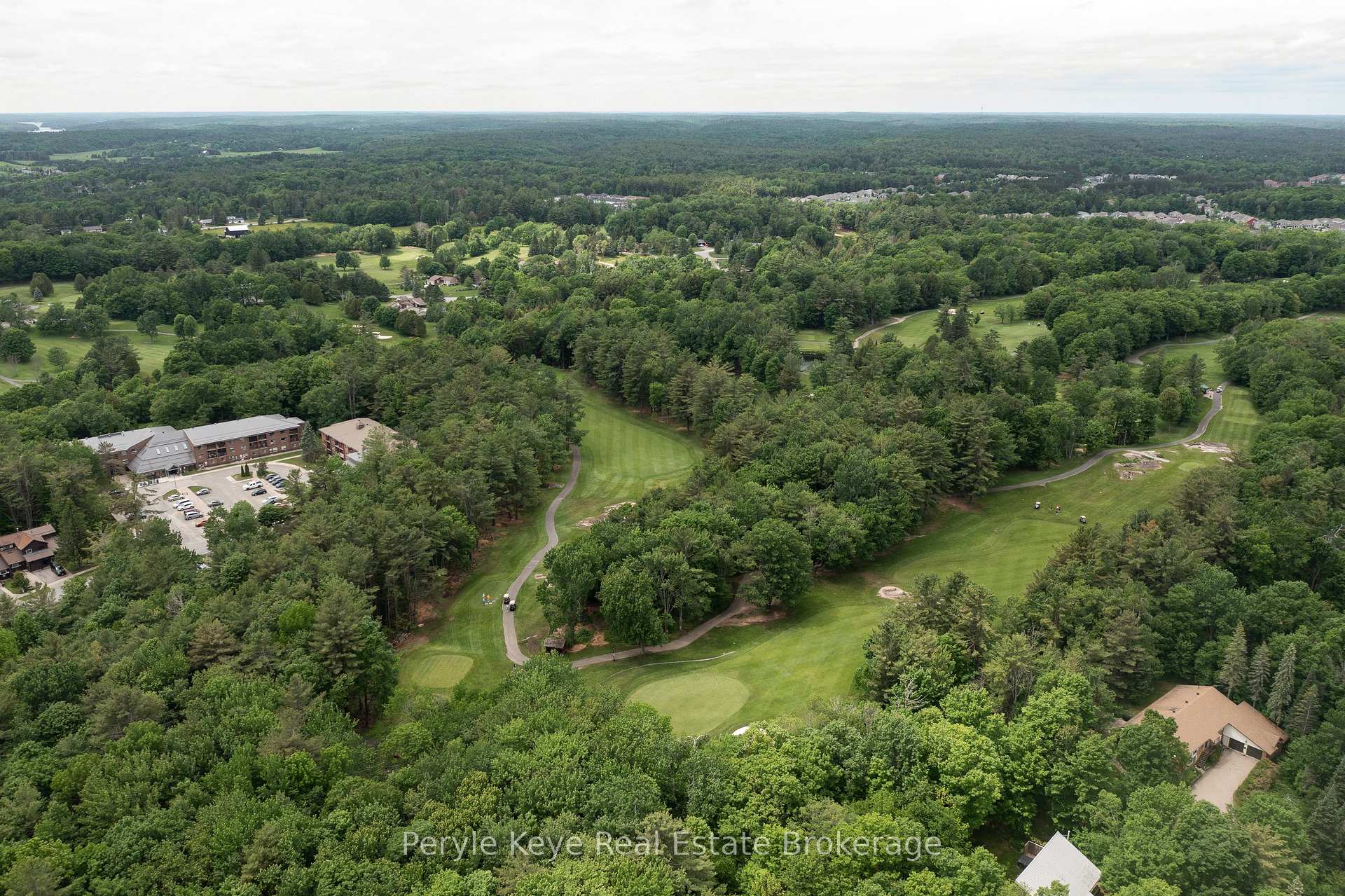 Photo 47 of 74 Woodland Drive, Bracebridge — HOMEH