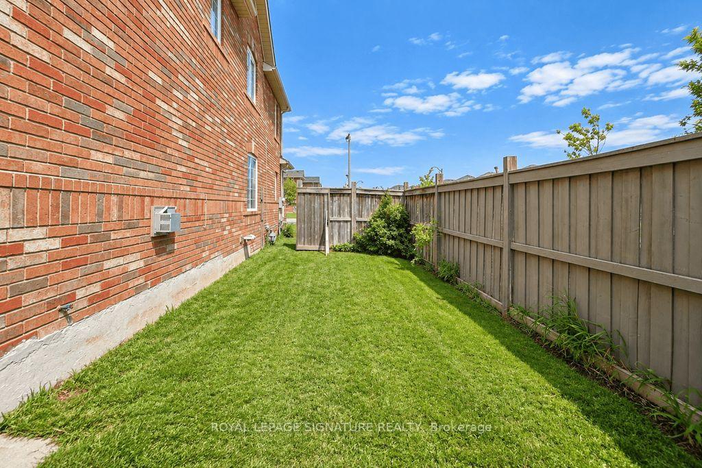Photo 32 of 84 Jordensen Drive, Brampton, Credit Valley — HOMEH