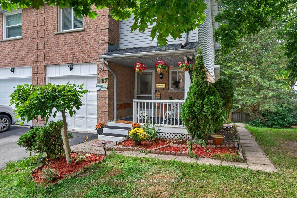 Photo 5 of 67 Grandridge Crescent, Guelph, Willow West/Sugarbush/West Acres — HOMEH