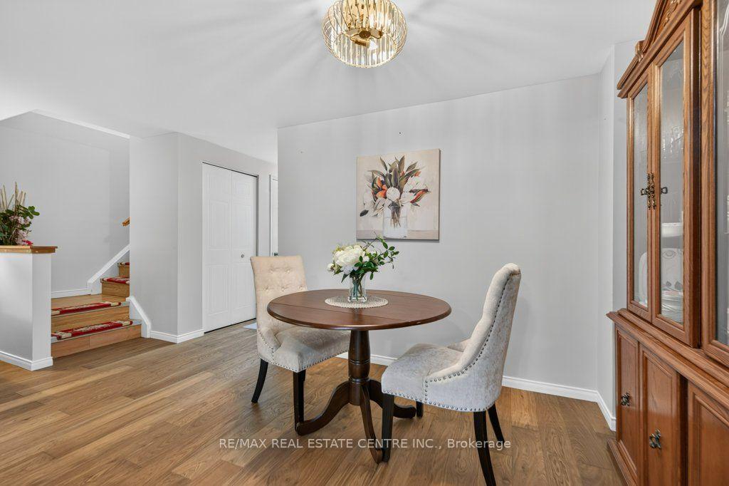 Photo 7 of 67 Grandridge Crescent, Guelph, Willow West/Sugarbush/West Acres — HOMEH