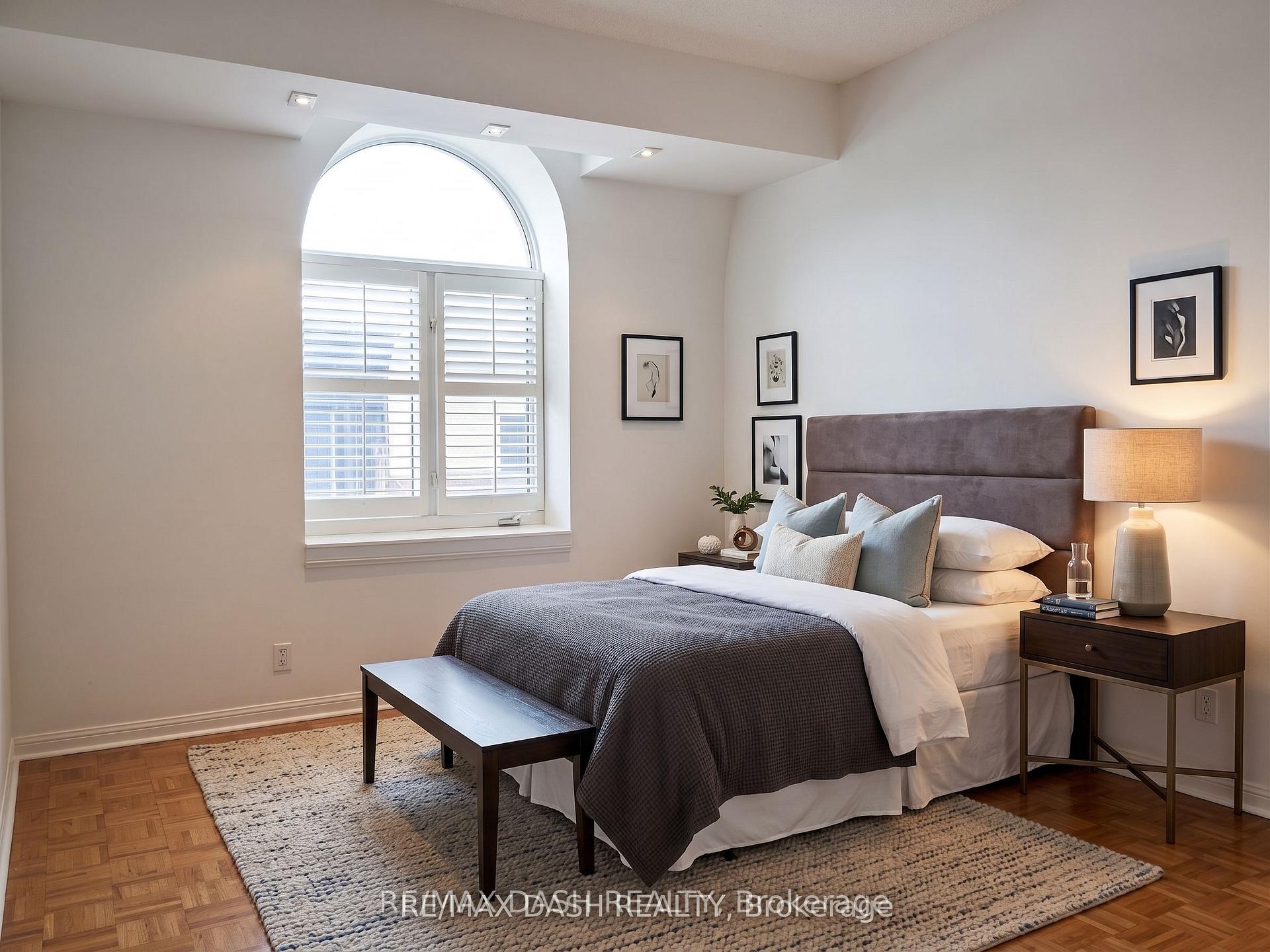 Photo 2 of Unit 535, 36 Stadium Road, Toronto, Niagara — HOMEH