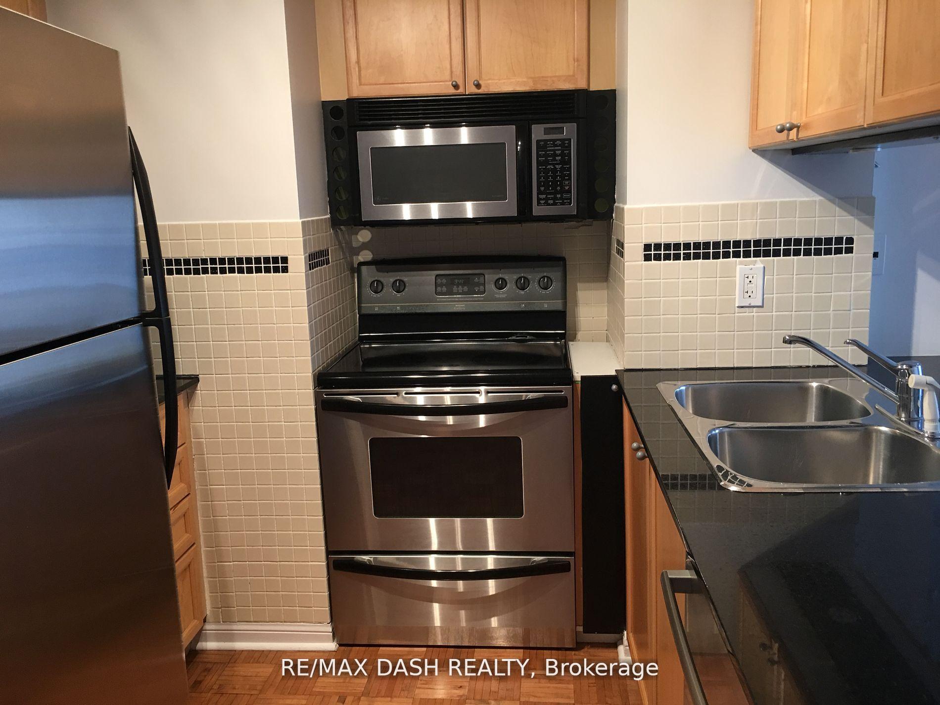 Photo 6 of Unit 535, 36 Stadium Road, Toronto, Niagara — HOMEH