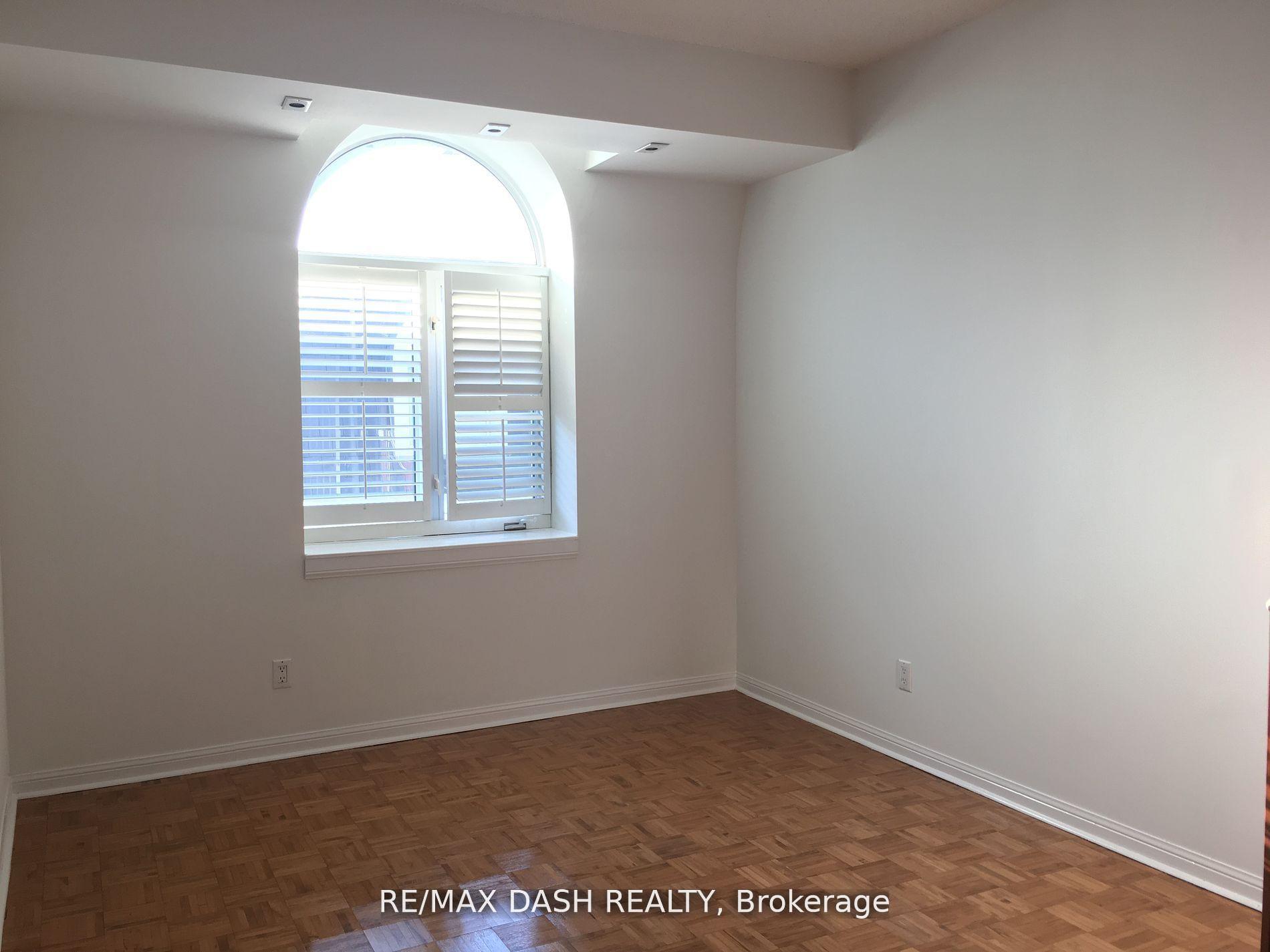 Photo 16 of Unit 535, 36 Stadium Road, Toronto, Niagara — HOMEH