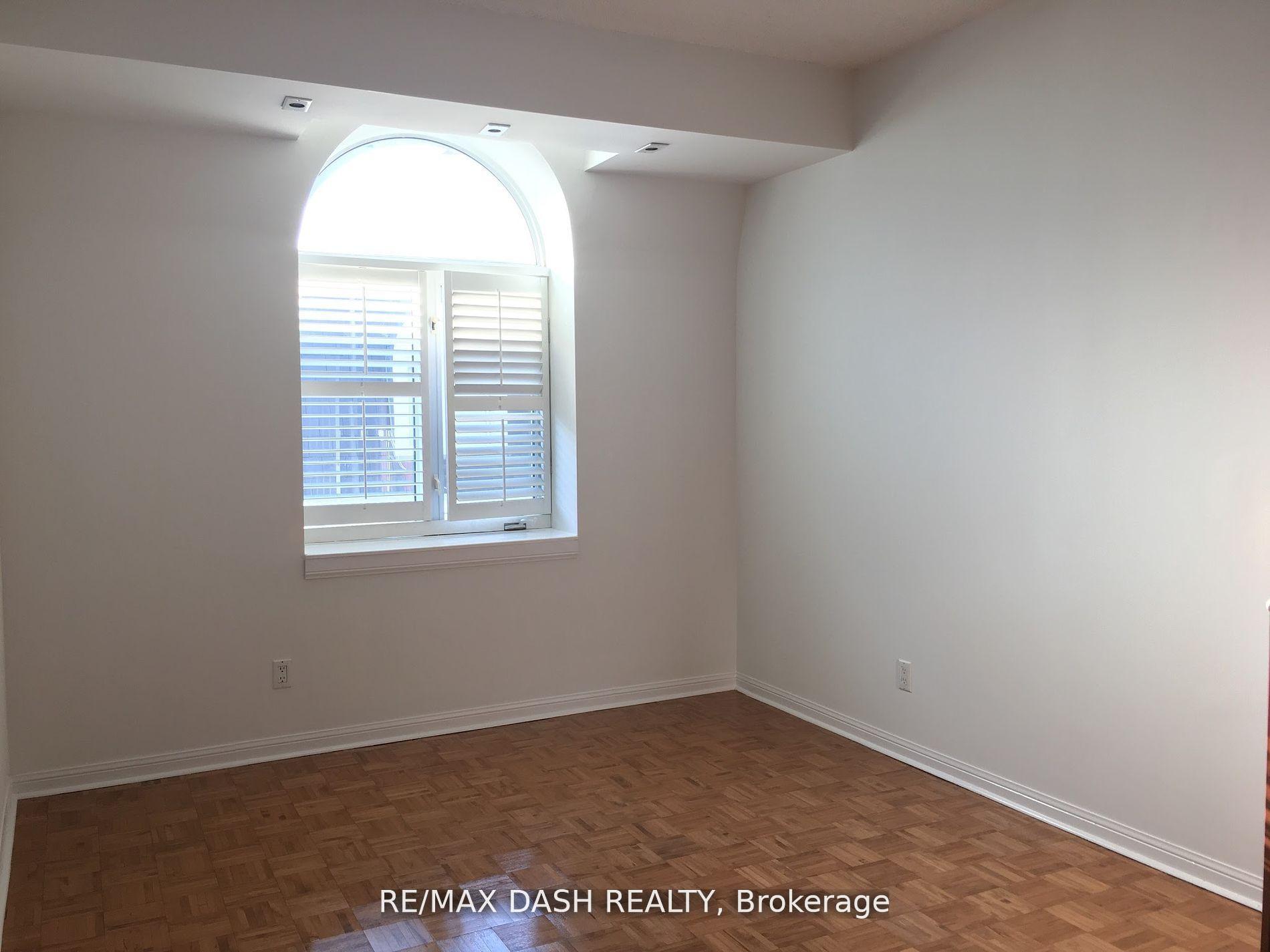 Photo 18 of Unit 535, 36 Stadium Road, Toronto, Niagara — HOMEH