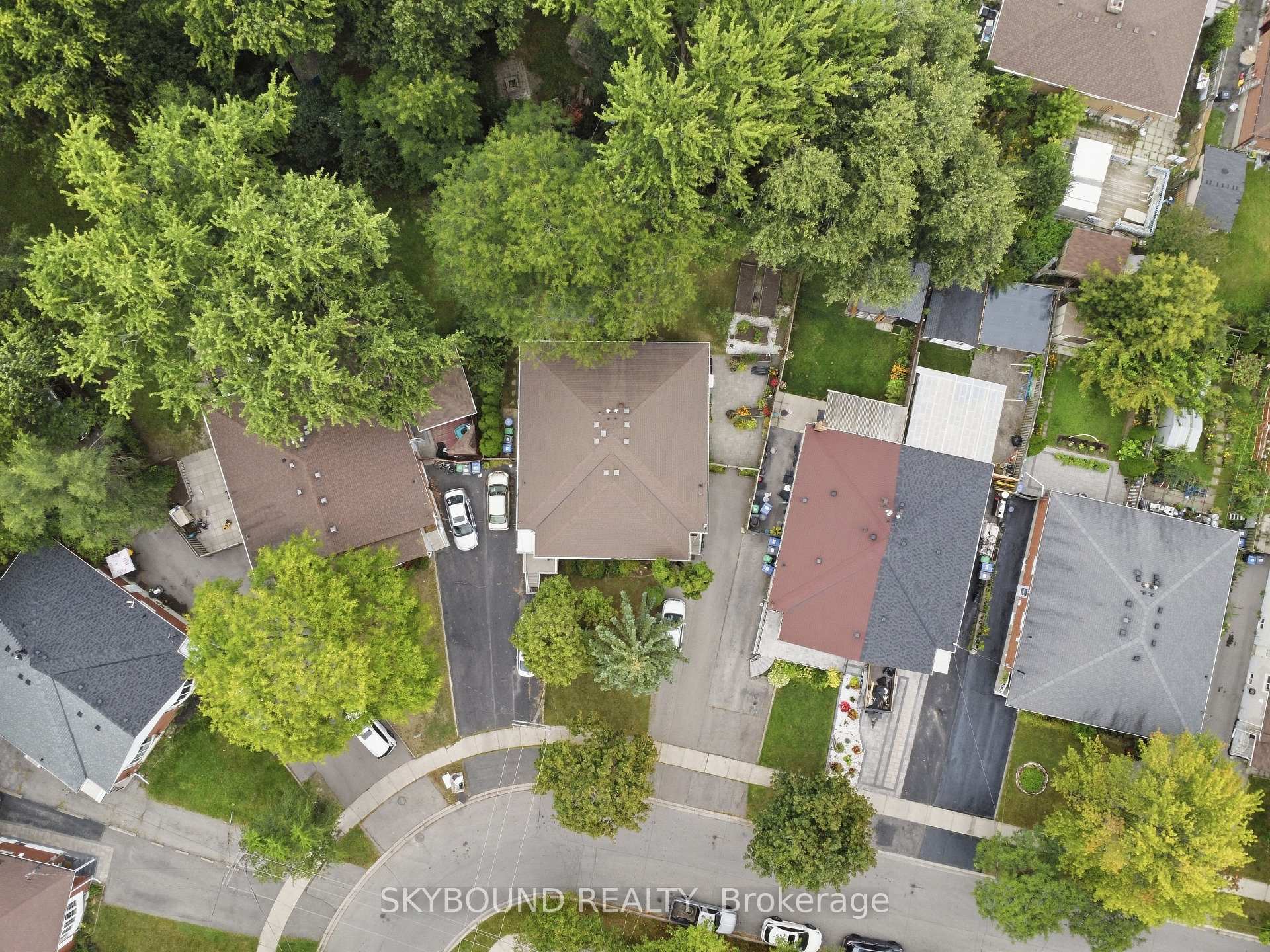 Photo 4 of 3427 Fellmore Drive, Mississauga, Erindale — HOMEH