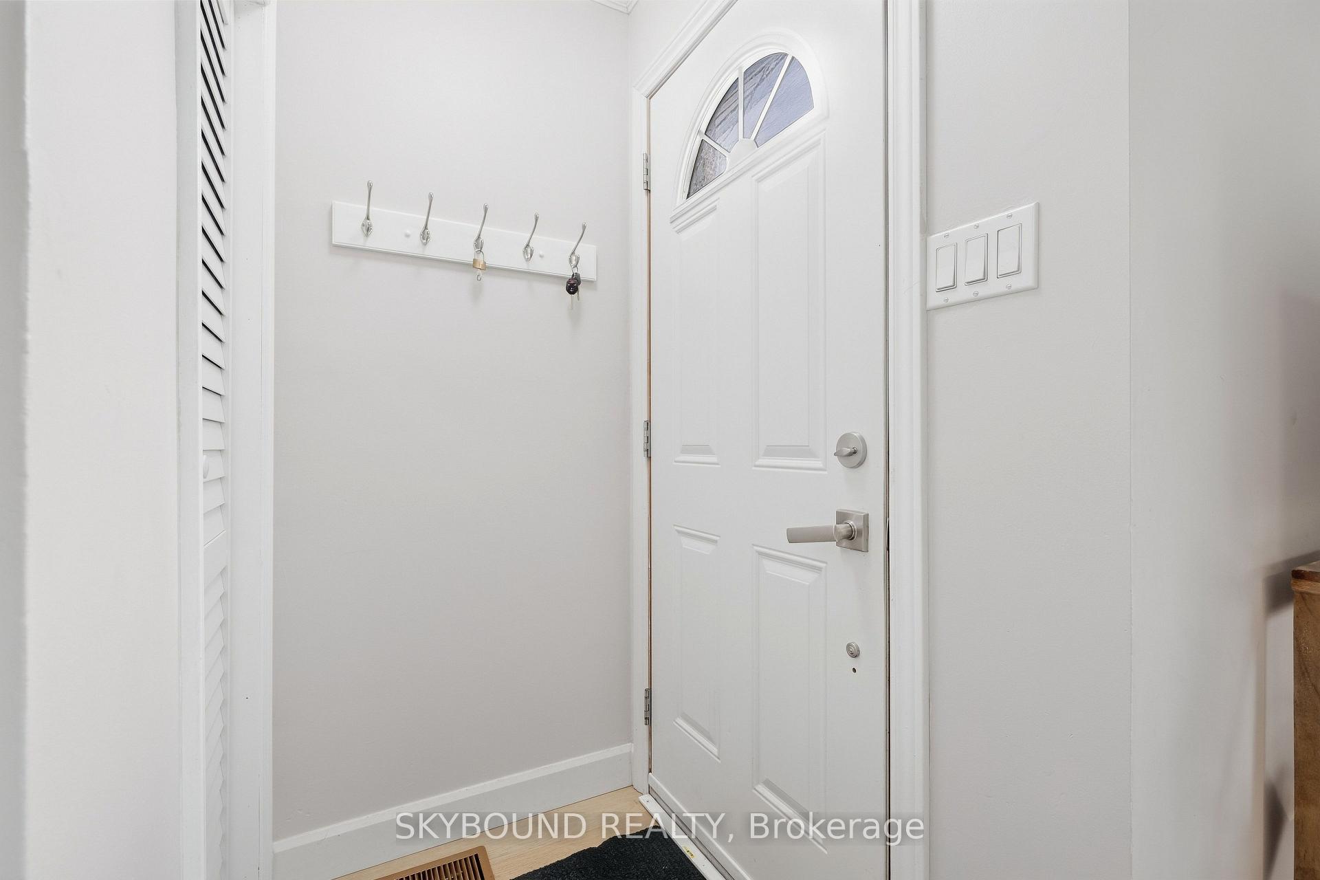 Photo 7 of 3427 Fellmore Drive, Mississauga, Erindale — HOMEH