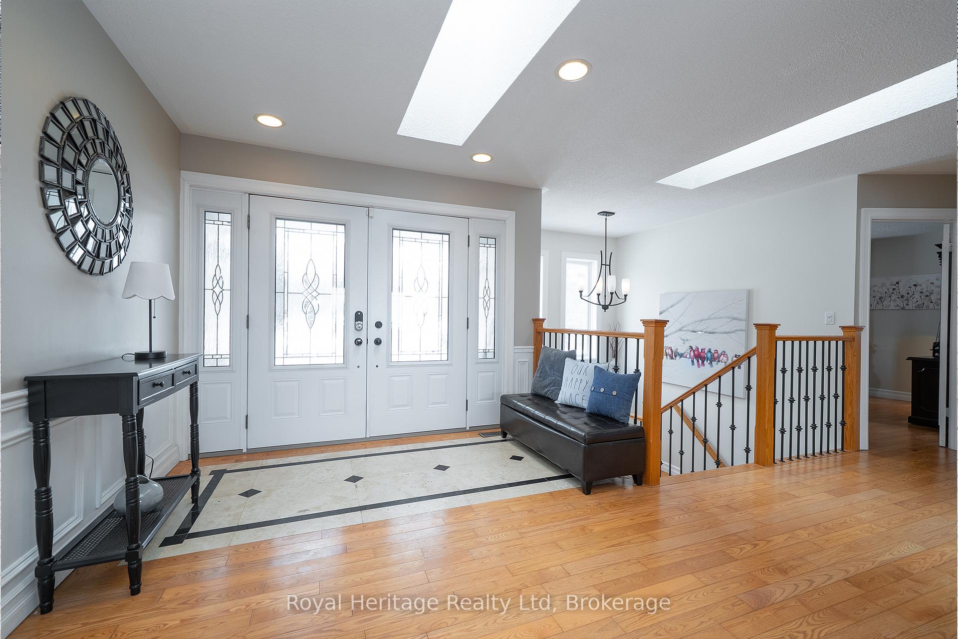 Photo 3 of 37 Forest Hill Drive, Hamilton Township, Rural Hamilton — HOMEH