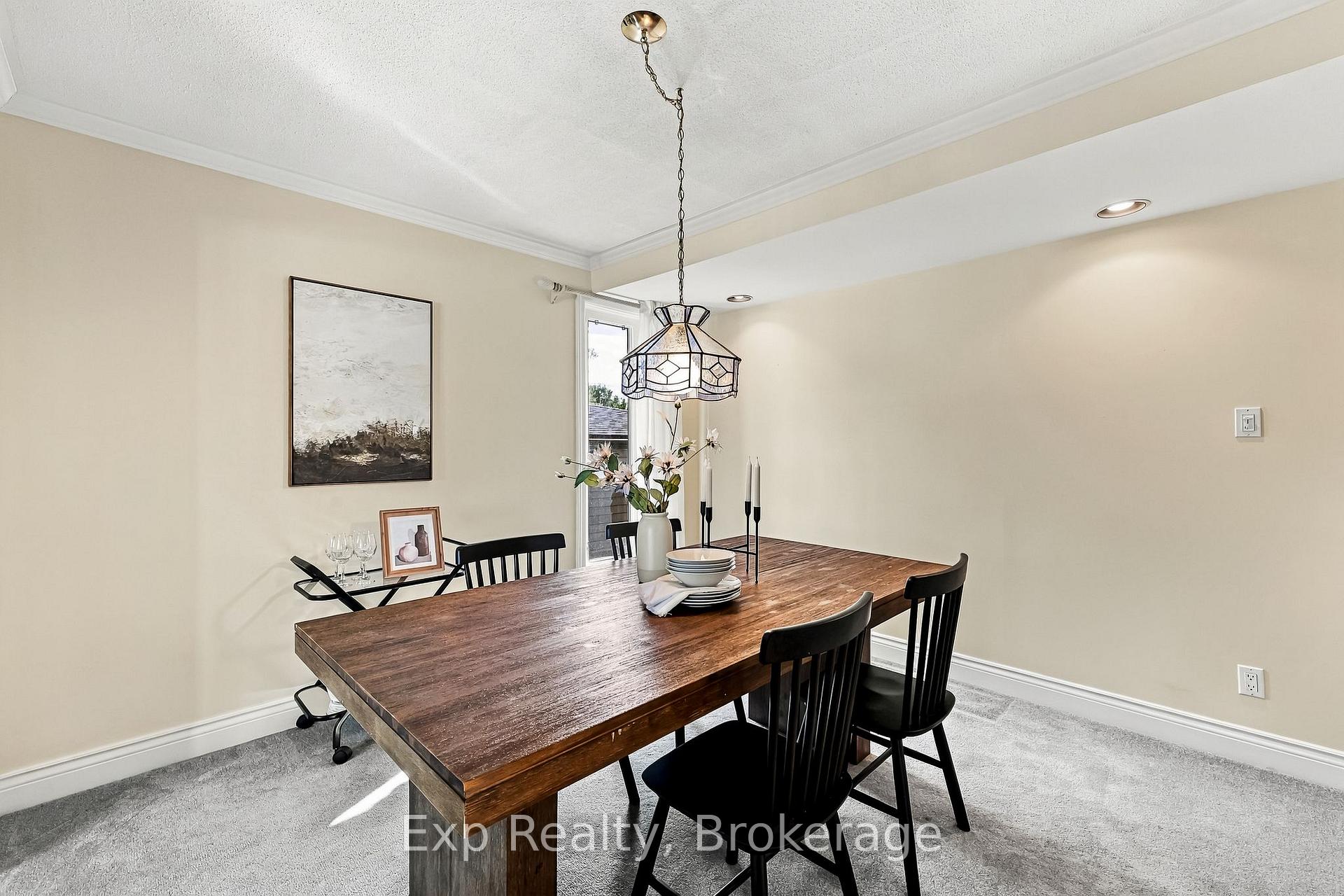 Photo 10 of 717 Westwood Drive, Cobourg — HOMEH