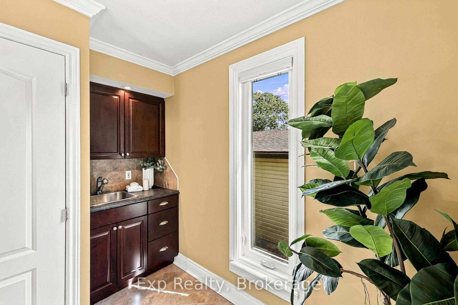 Photo 21 of 717 Westwood Drive, Cobourg — HOMEH