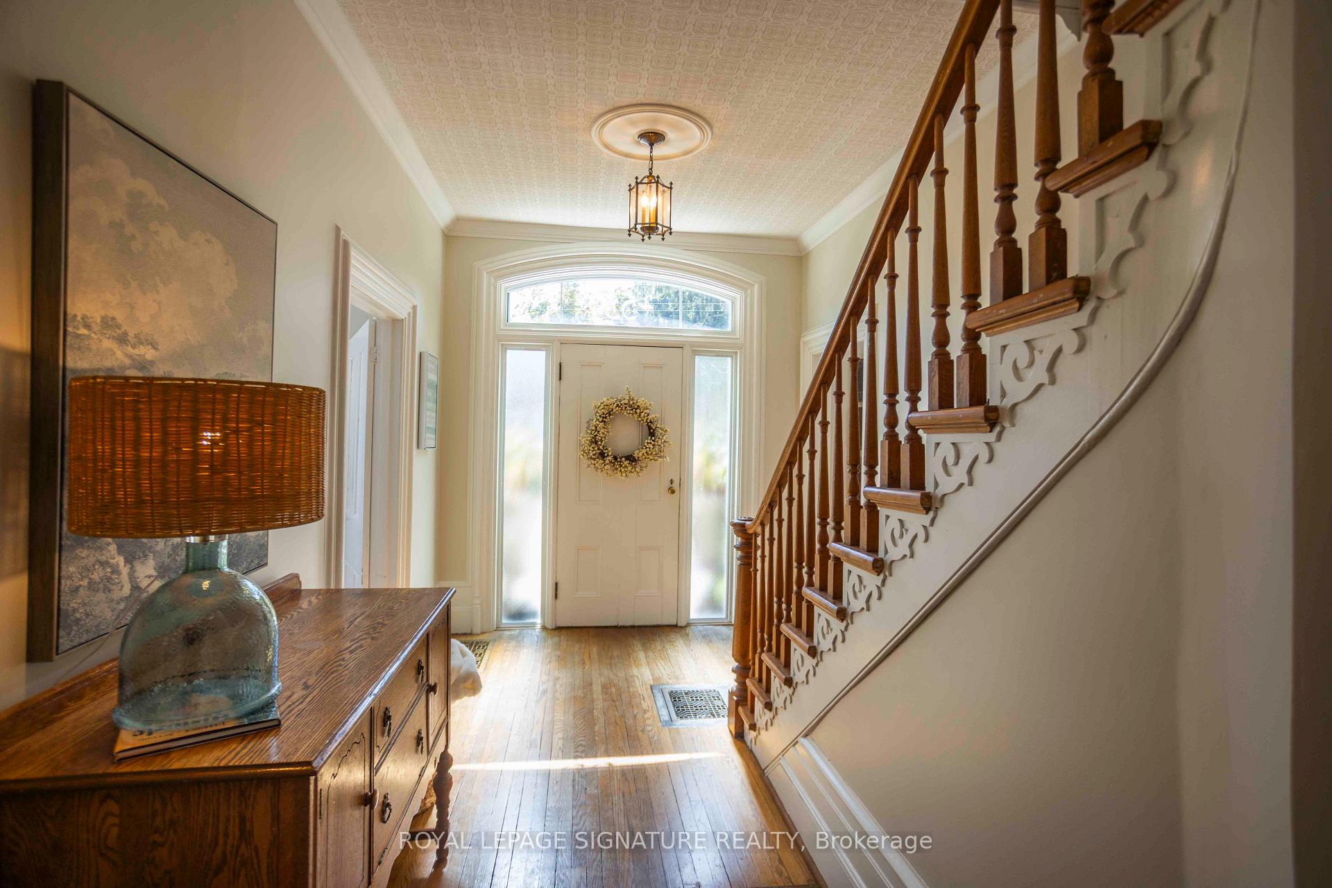 Photo 3 of 55 Brock Street E, Uxbridge — HOMEH