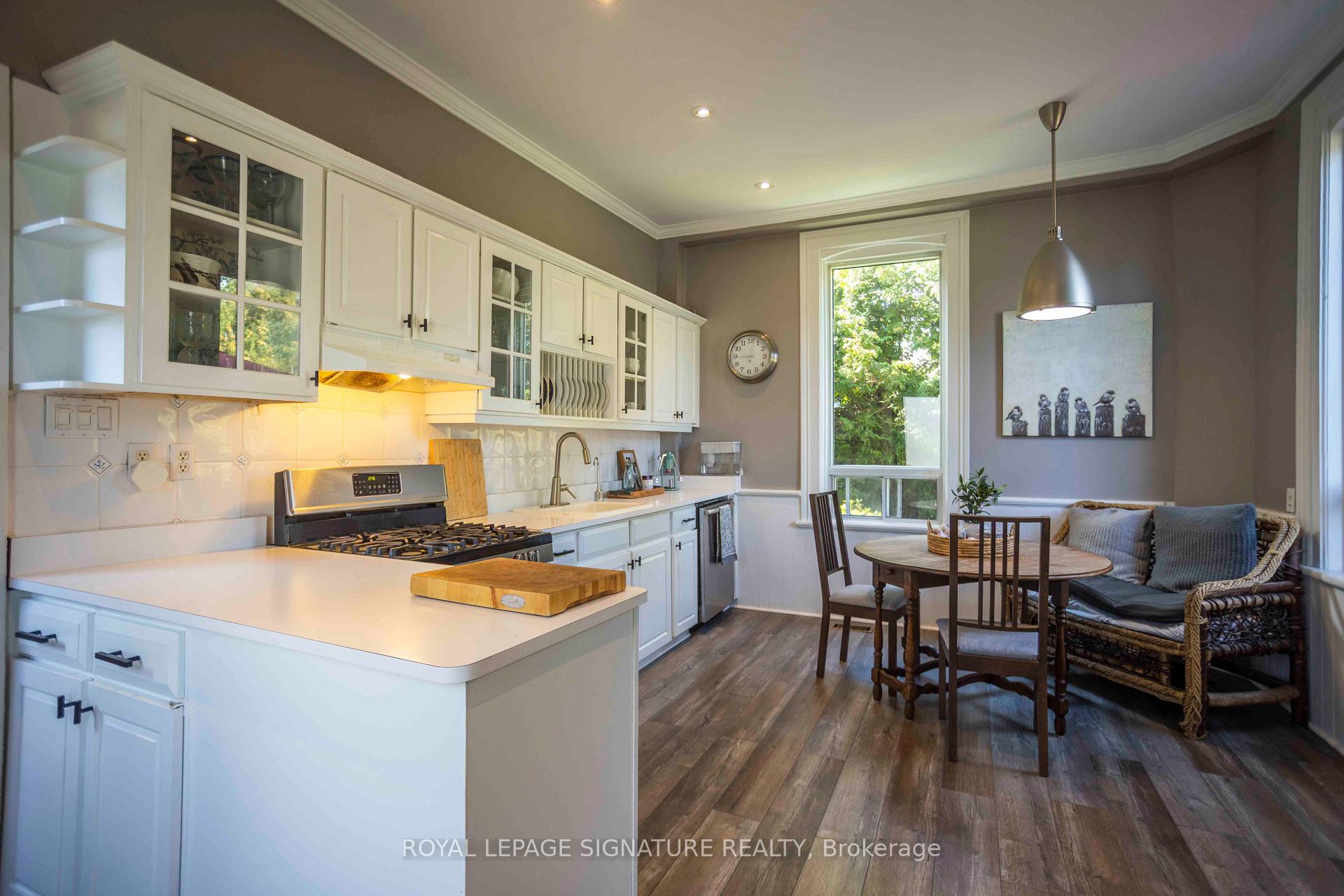 Photo 9 of 55 Brock Street E, Uxbridge — HOMEH