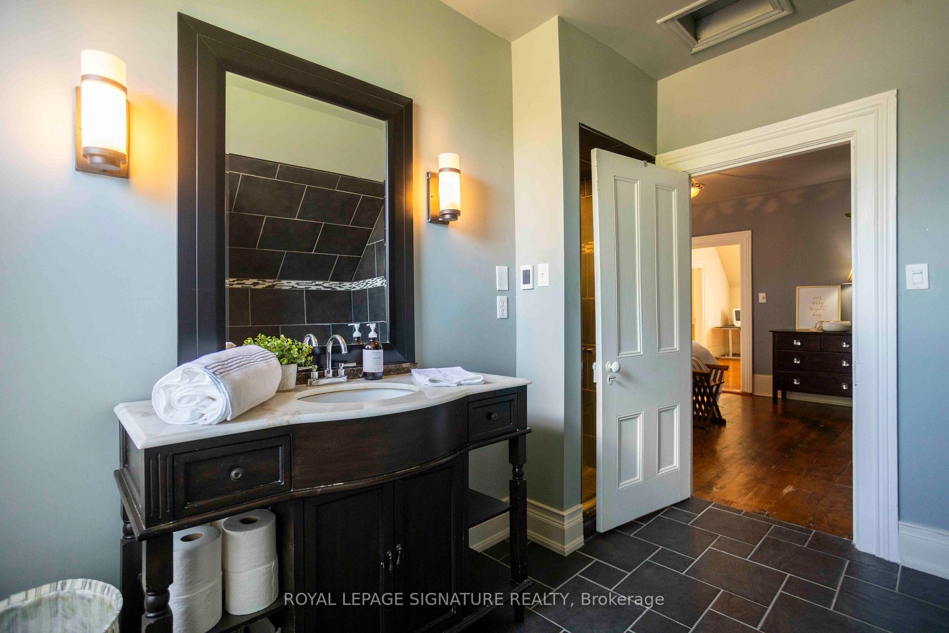 Photo 13 of 55 Brock Street E, Uxbridge — HOMEH