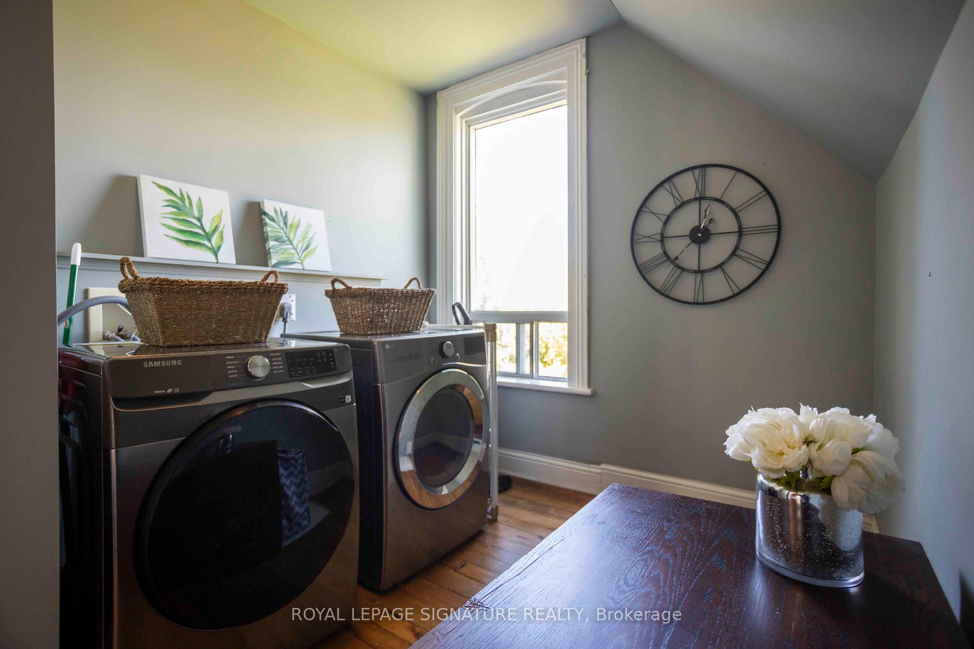 Photo 15 of 55 Brock Street E, Uxbridge — HOMEH