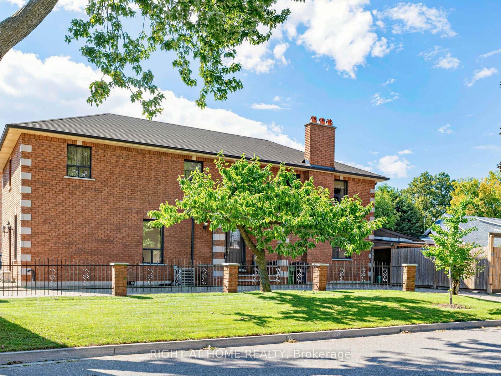 Photo 47 of 102 Judson Street, Etobicoke, Mimico — HOMEH