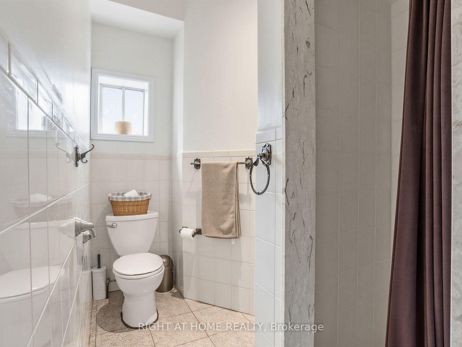 Photo 25 of 102 Judson Street, Etobicoke, Mimico — HOMEH