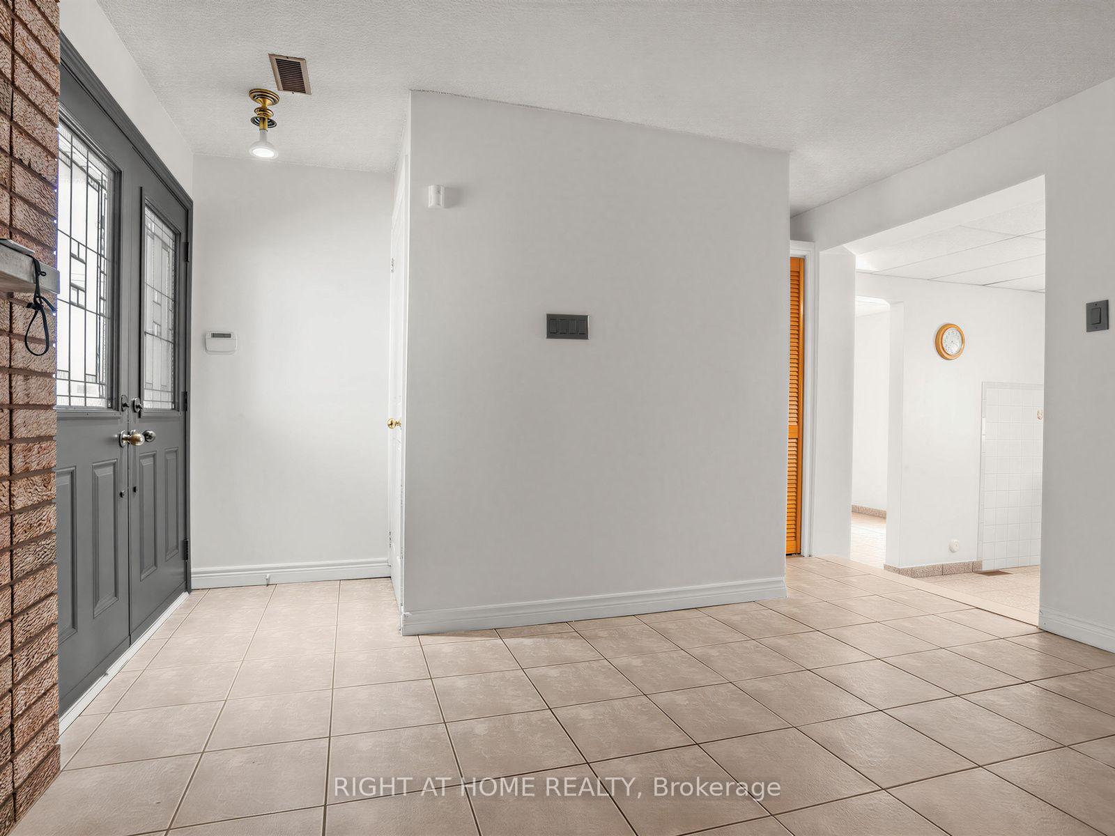 Photo 30 of 102 Judson Street, Etobicoke, Mimico — HOMEH